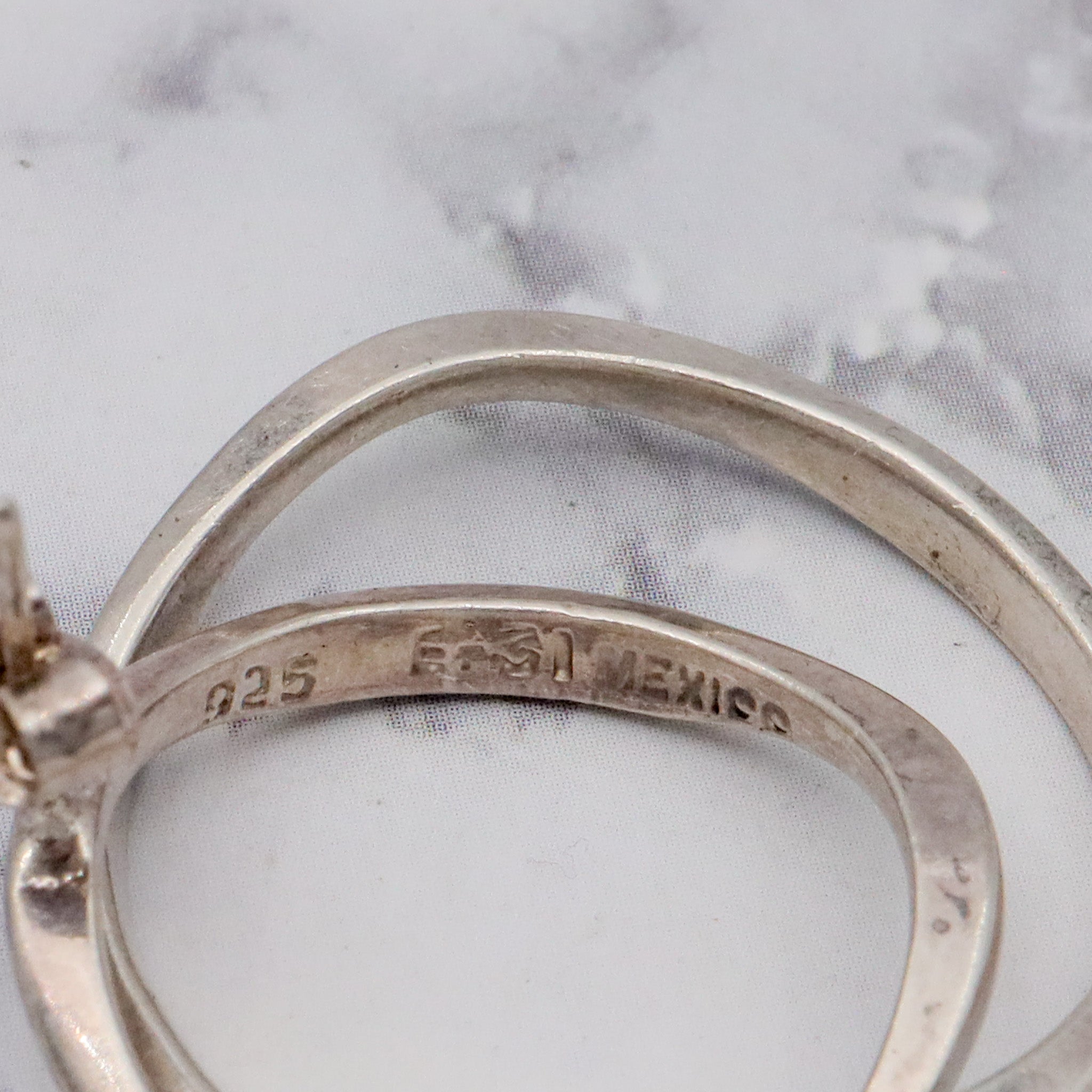 Vintage Mexican Modern large hammered sterling interlocking circle drop earrings