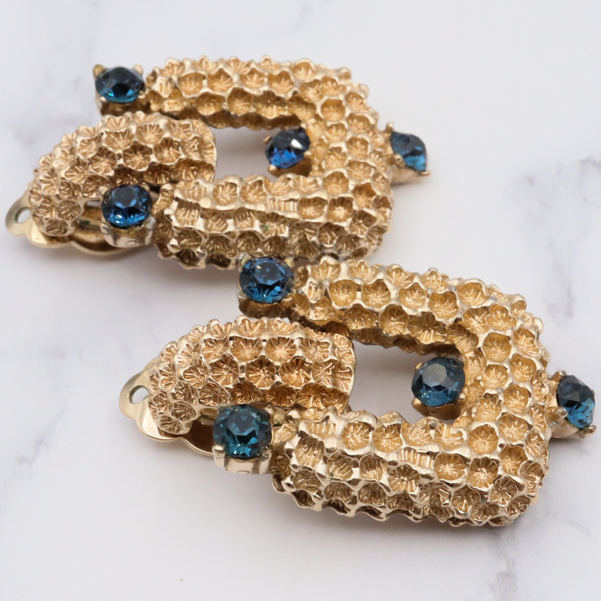 Vintage large Ciner gold plated rhinestone brutalist clip on earrings