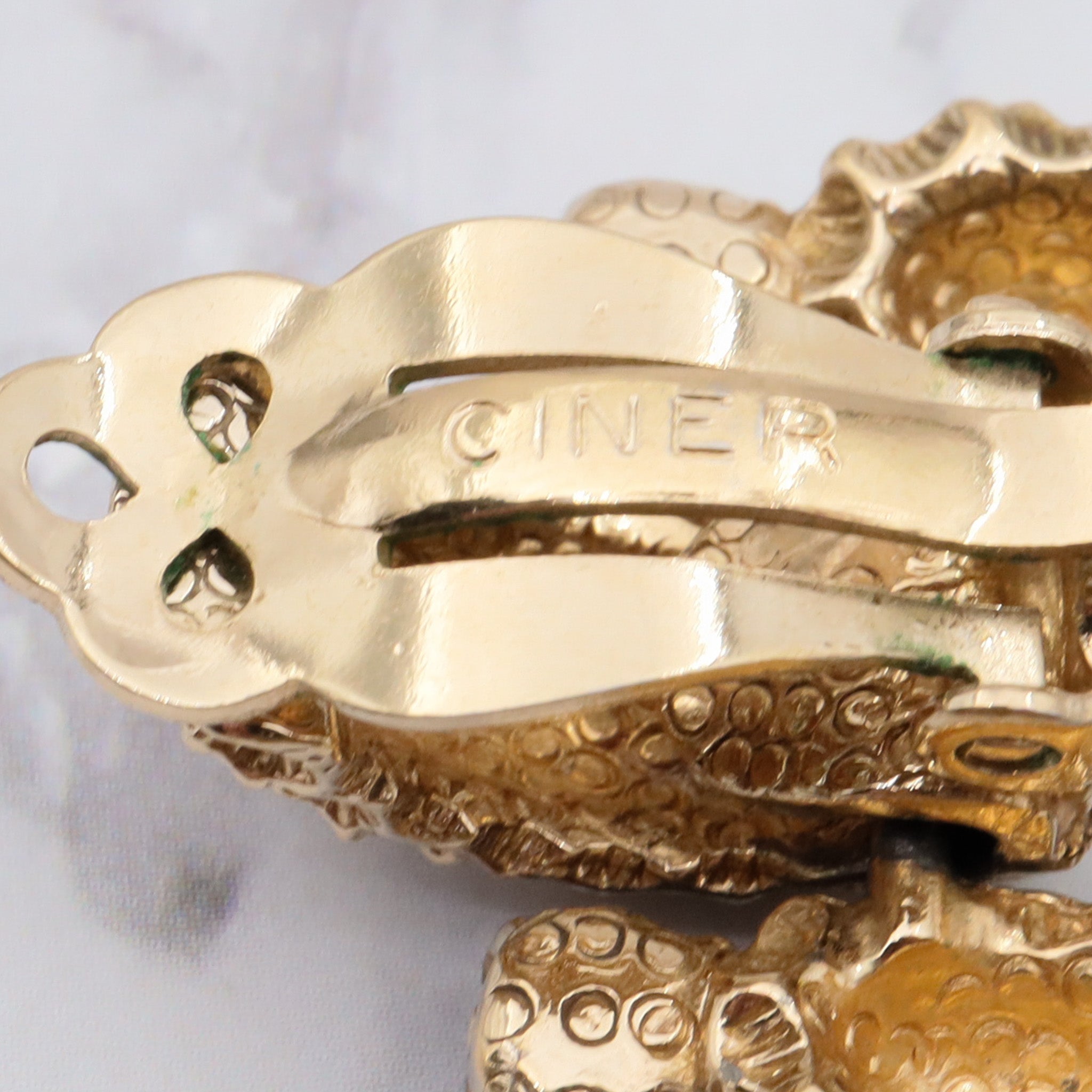 Vintage large Ciner gold plated rhinestone brutalist clip on earrings