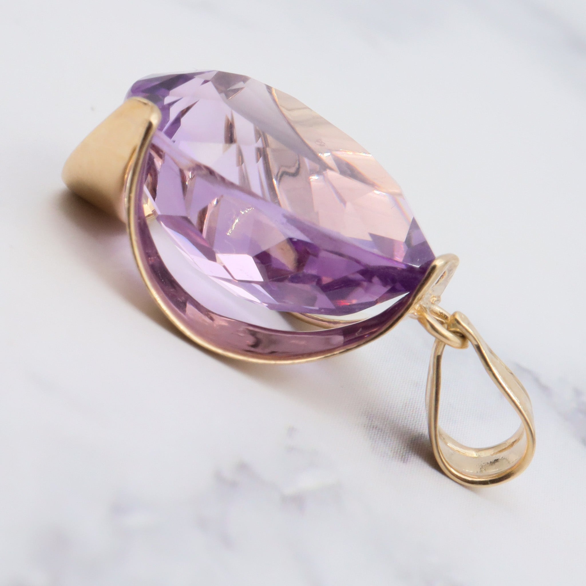 Vintage 14K gold and faceted pear amethyst pendant