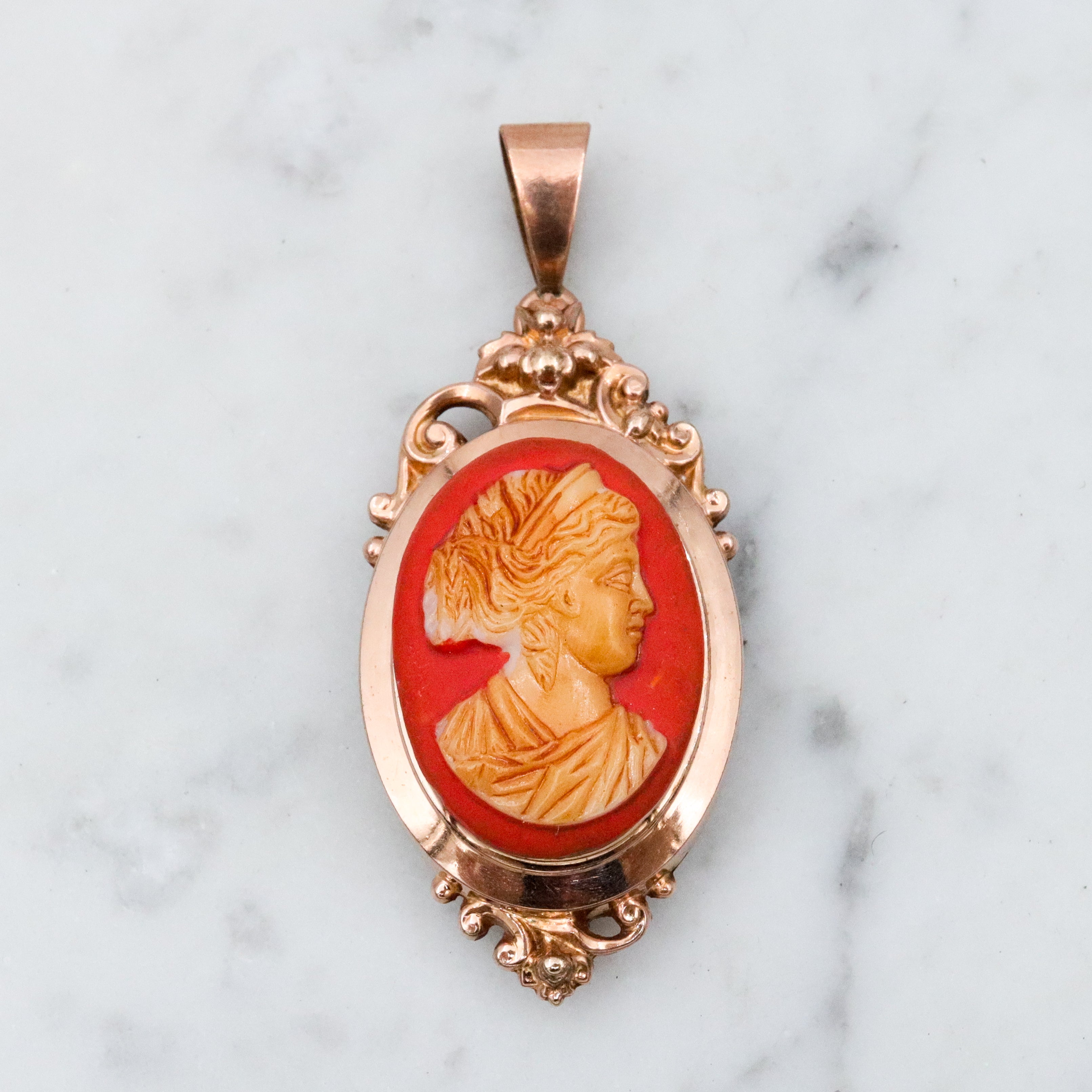Antique Art Nouveau gold filled glass cameo locket pendant