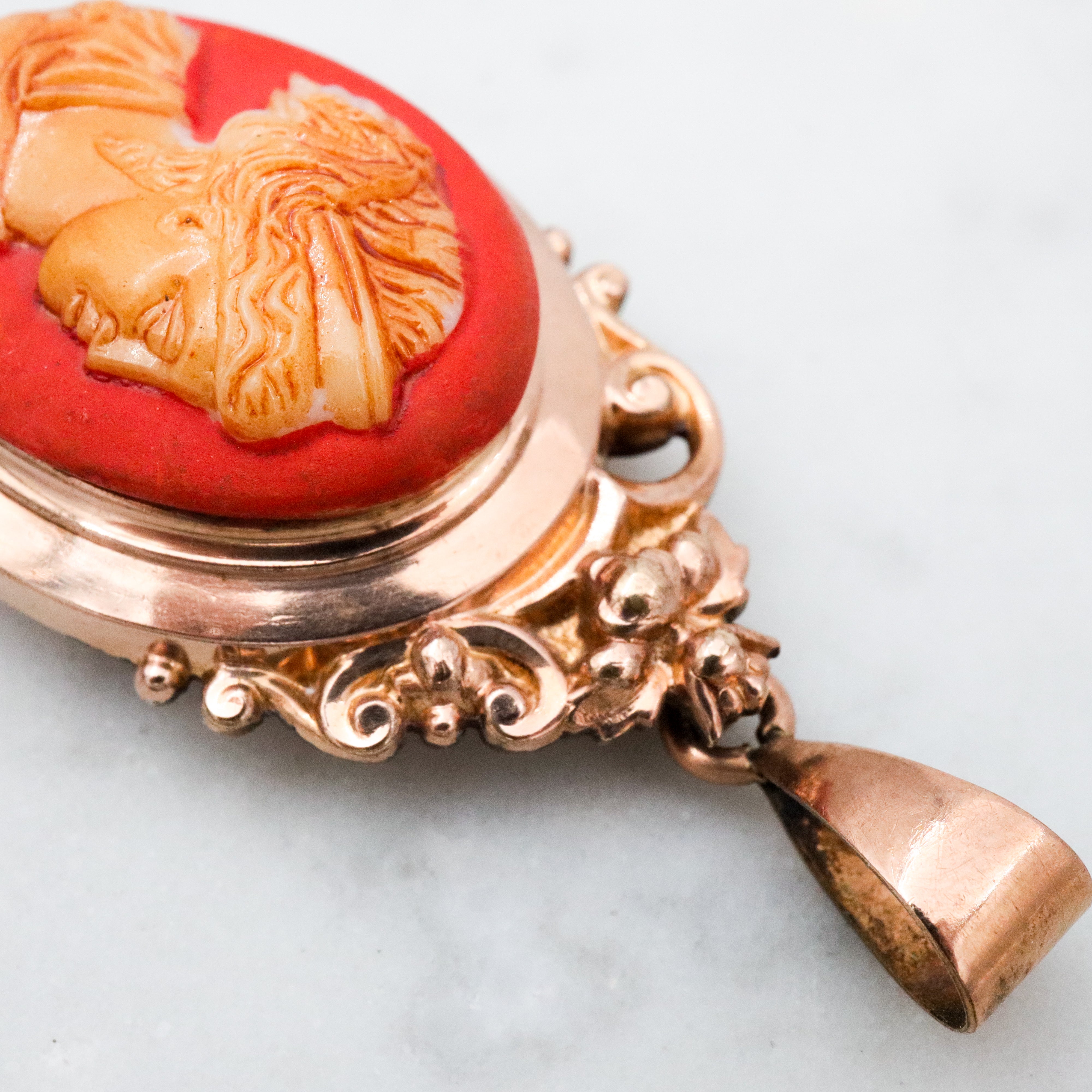 Antique Art Nouveau gold filled glass cameo locket pendant