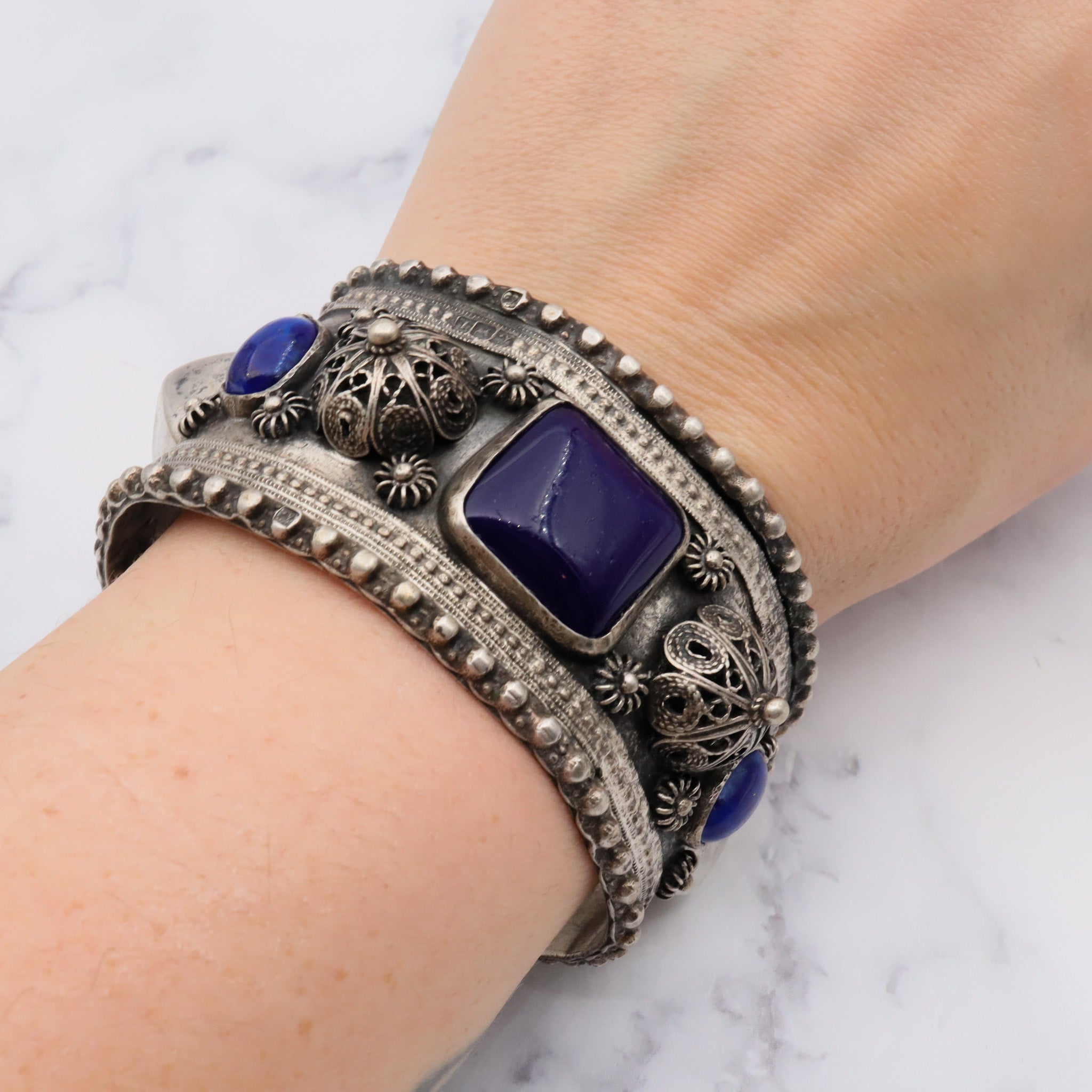 Antique Egyptian silver chunky tribal silver bangle with lapis art glass and cannetille filigree