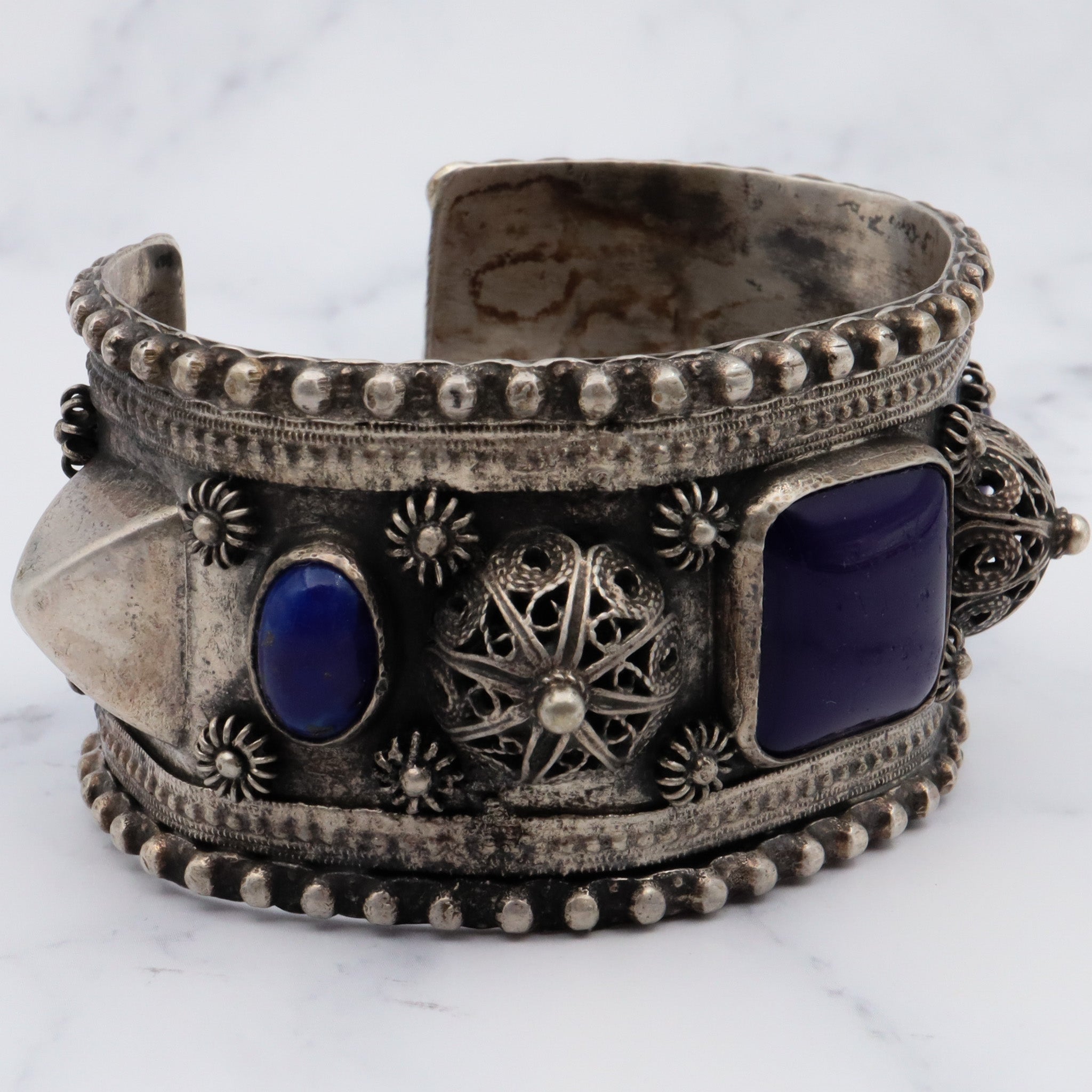 Antique Egyptian silver chunky tribal silver bangle with lapis art glass and cannetille filigree