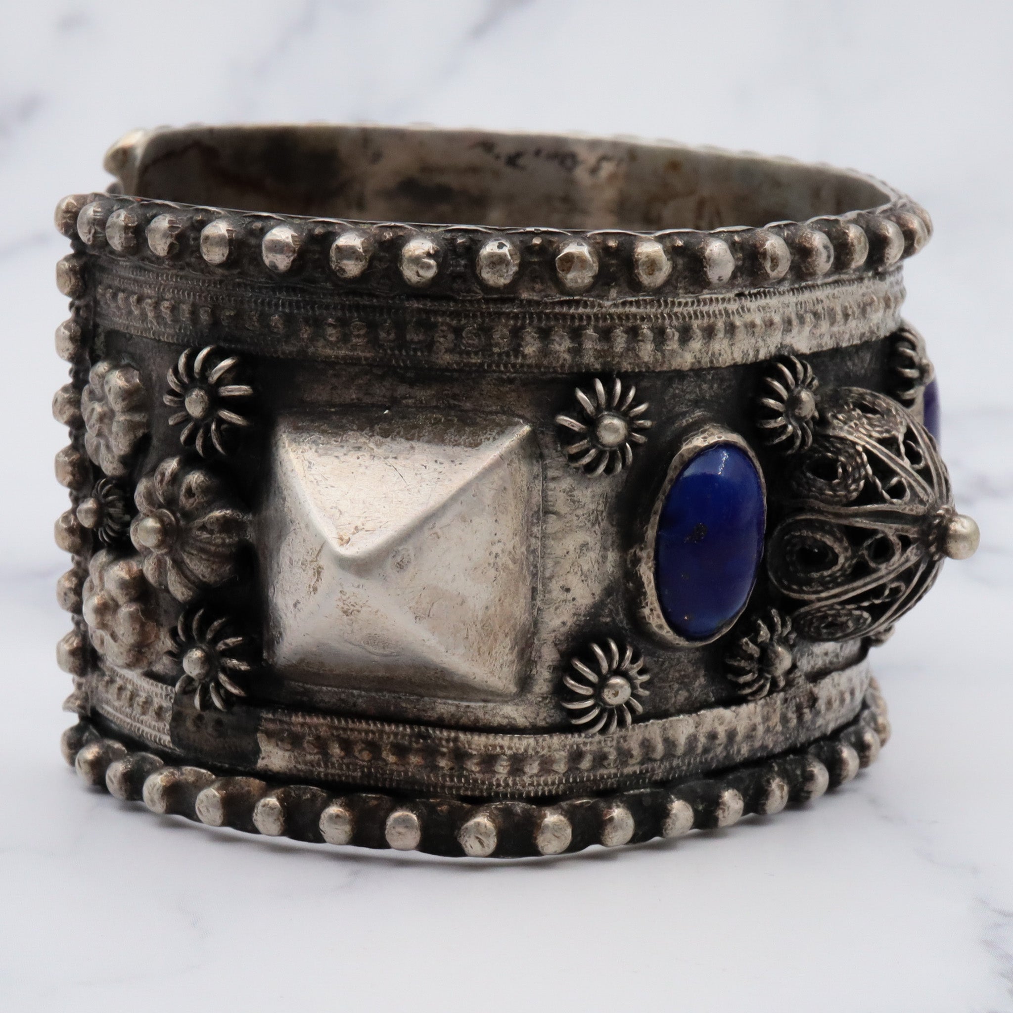 Antique Egyptian silver chunky tribal silver bangle with lapis art glass and cannetille filigree