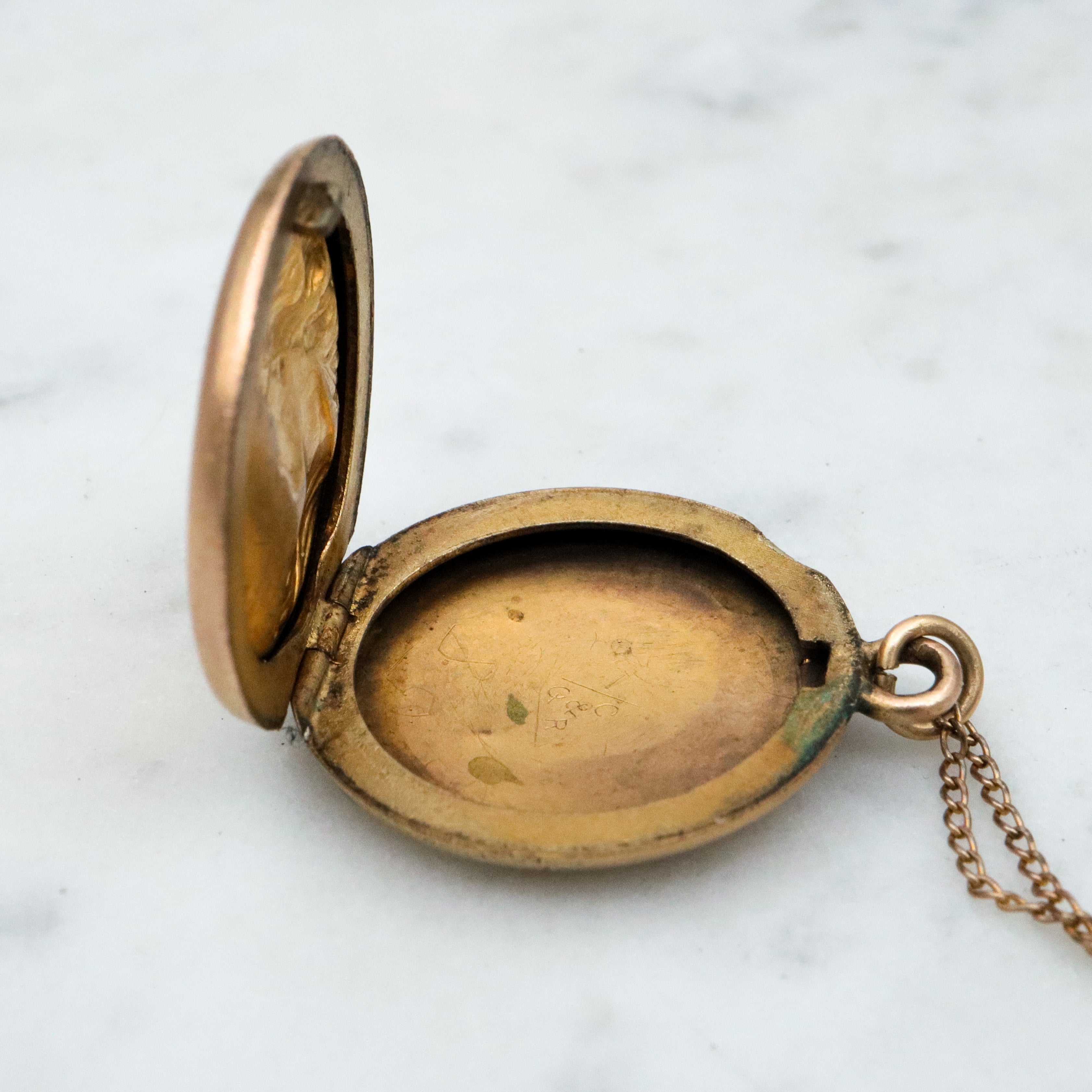Antique Art Nouveau rolled gold locket w/woman by C.Q. & R.