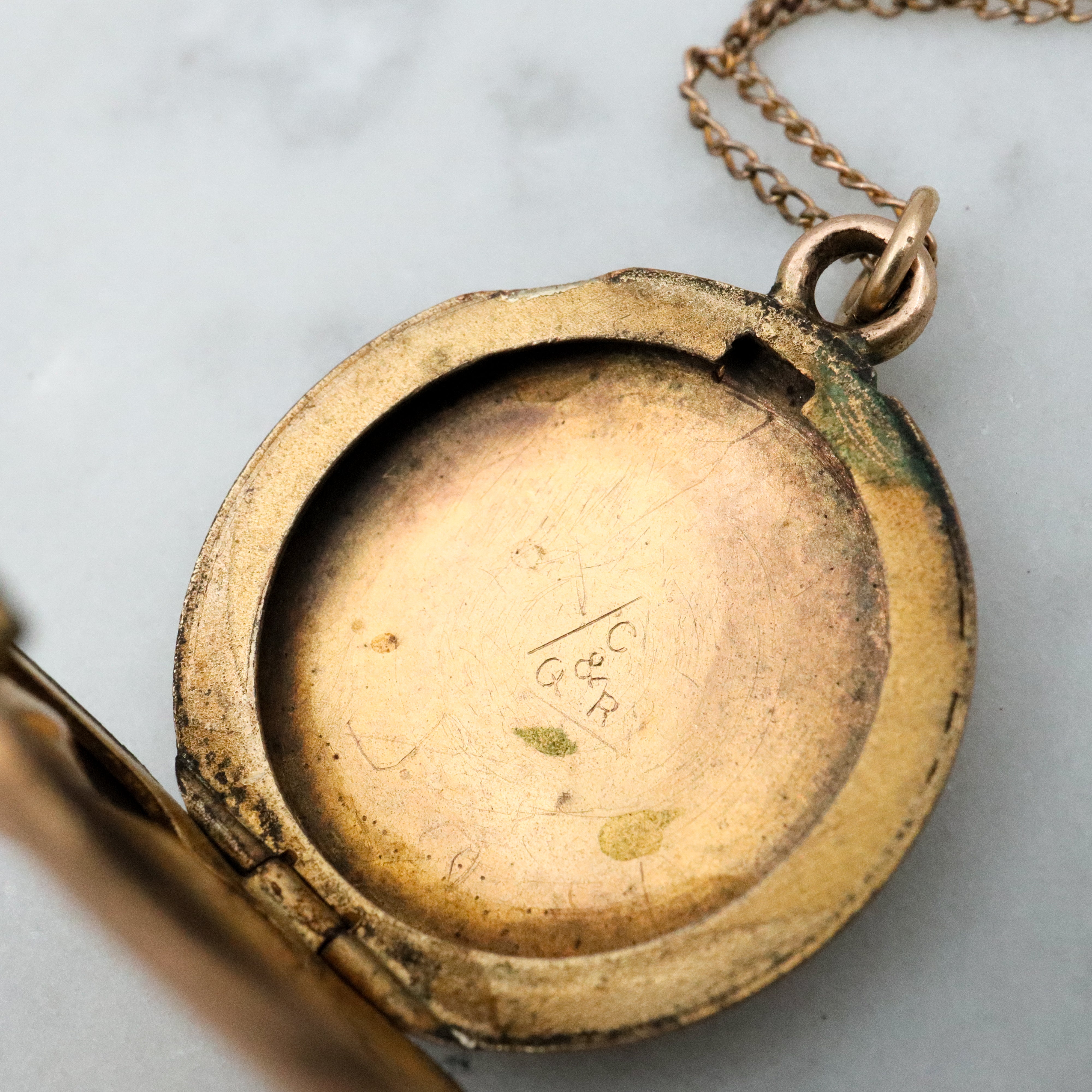 Antique Art Nouveau rolled gold locket w/woman by C.Q. & R.