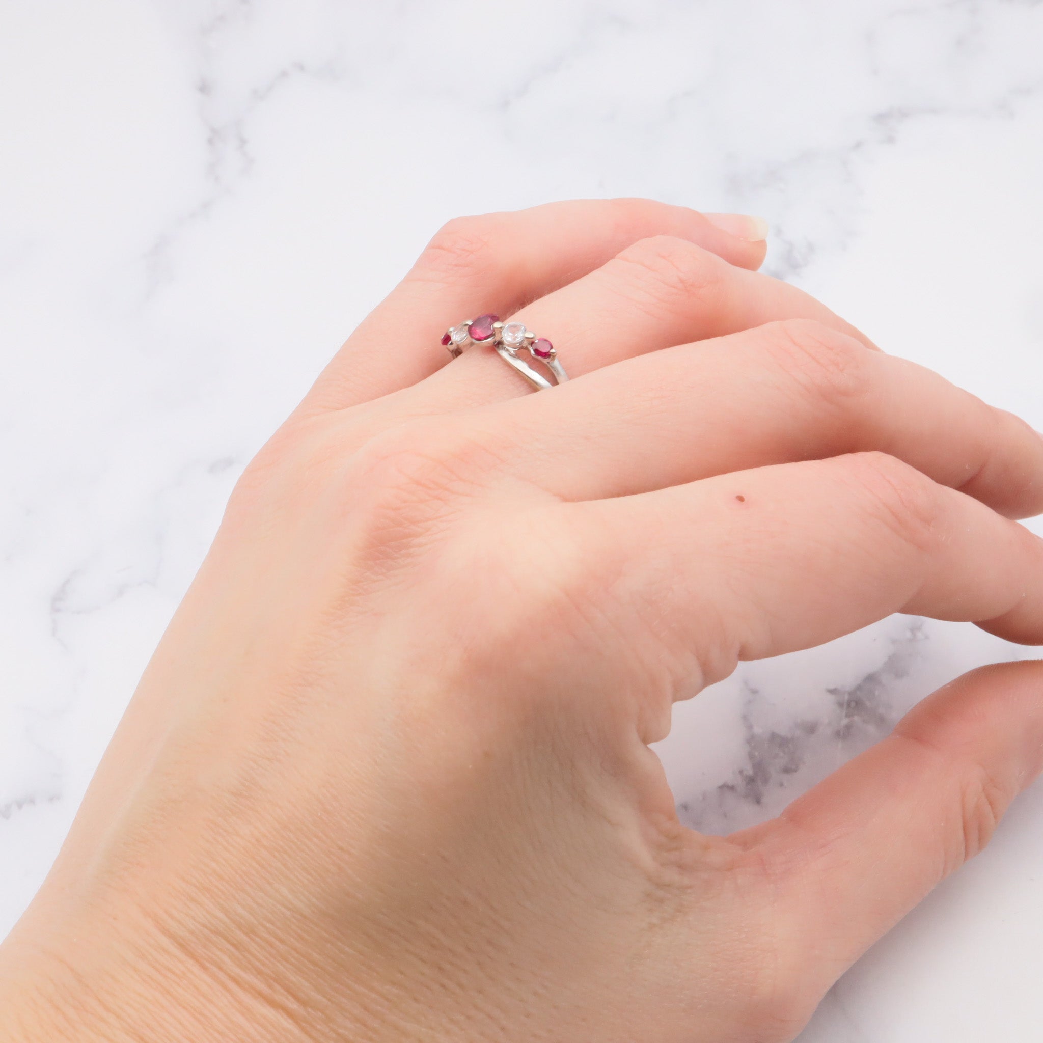 Vintage 10k white gold simulated ruby and cubic zirconia ring, size 6.5