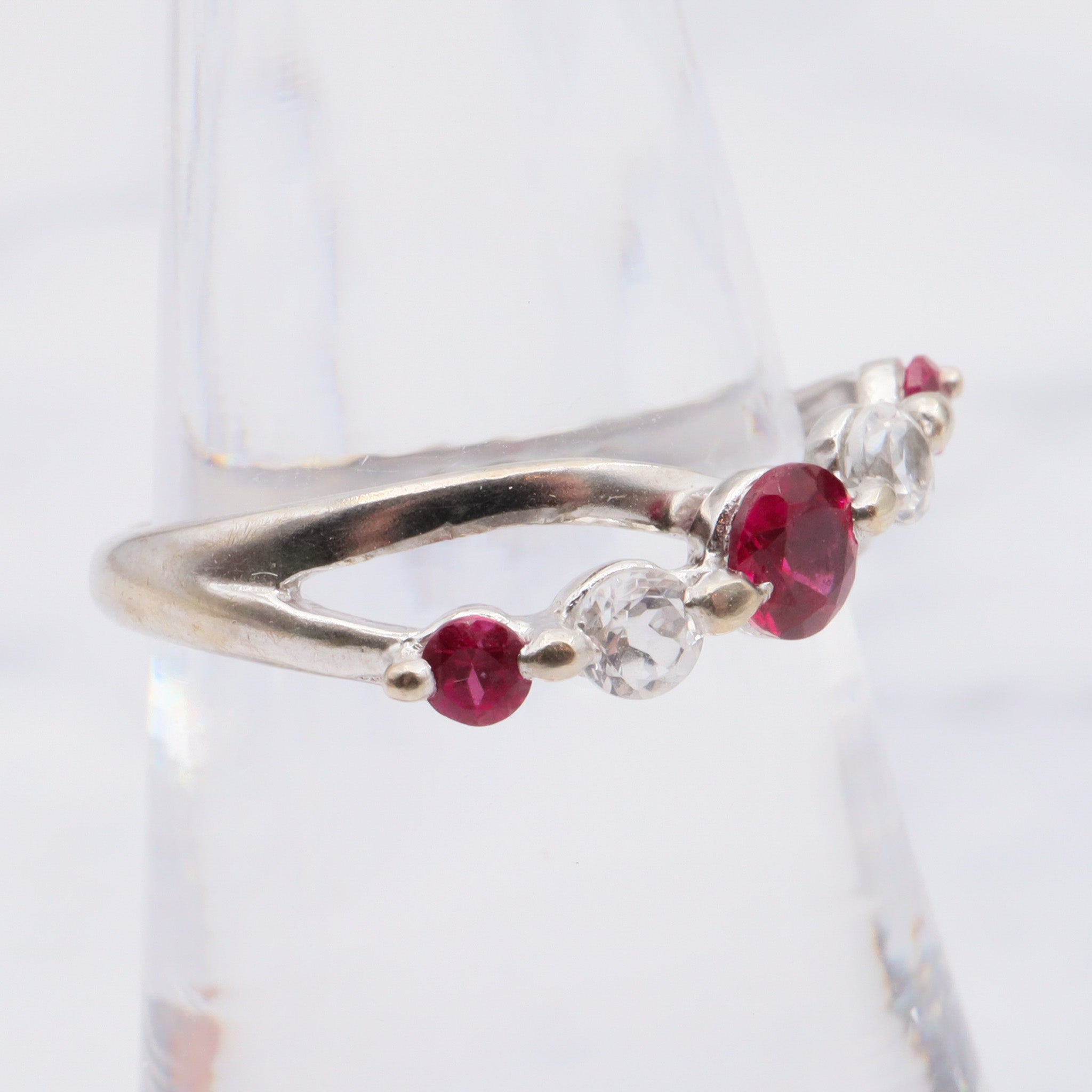 Vintage 10k white gold simulated ruby and cubic zirconia ring, size 6.5