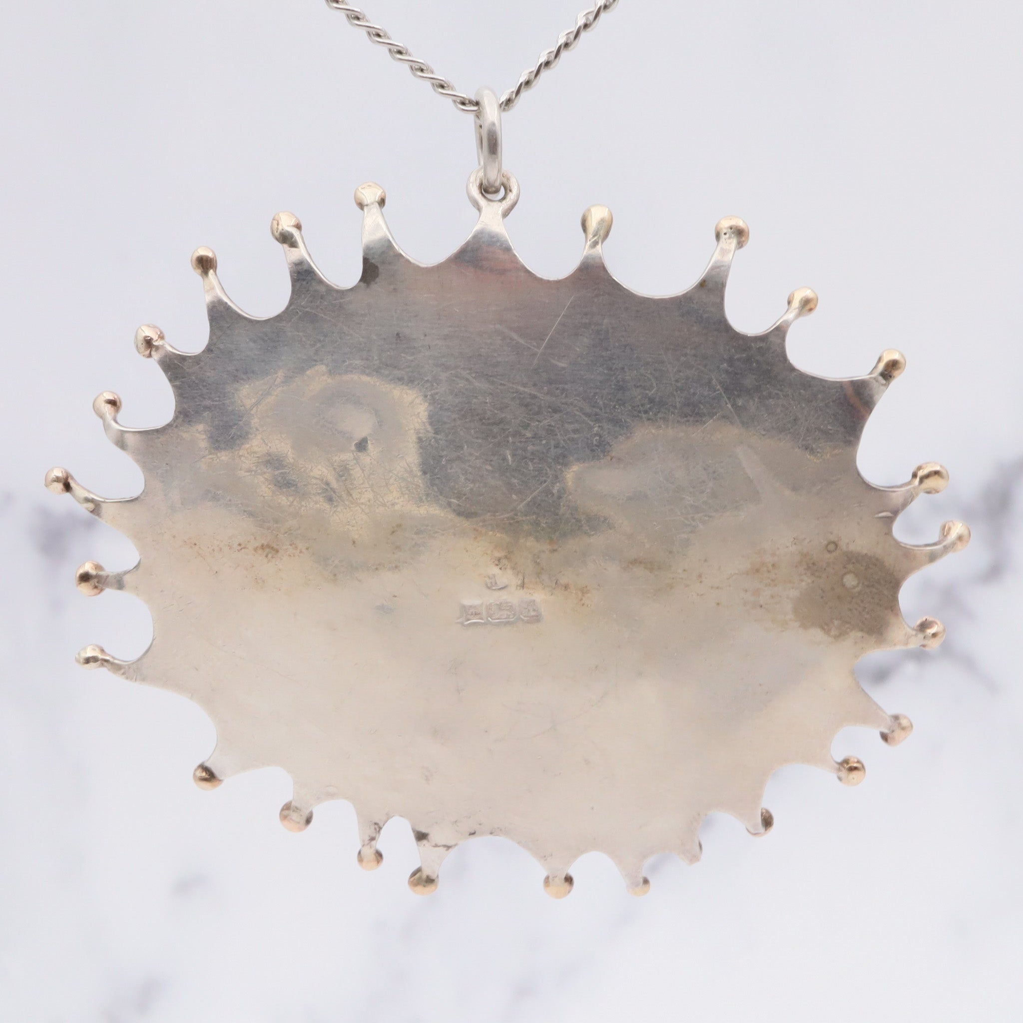 Vintage 1975 English brutalist sterling silver moss agate gilt accent pendant