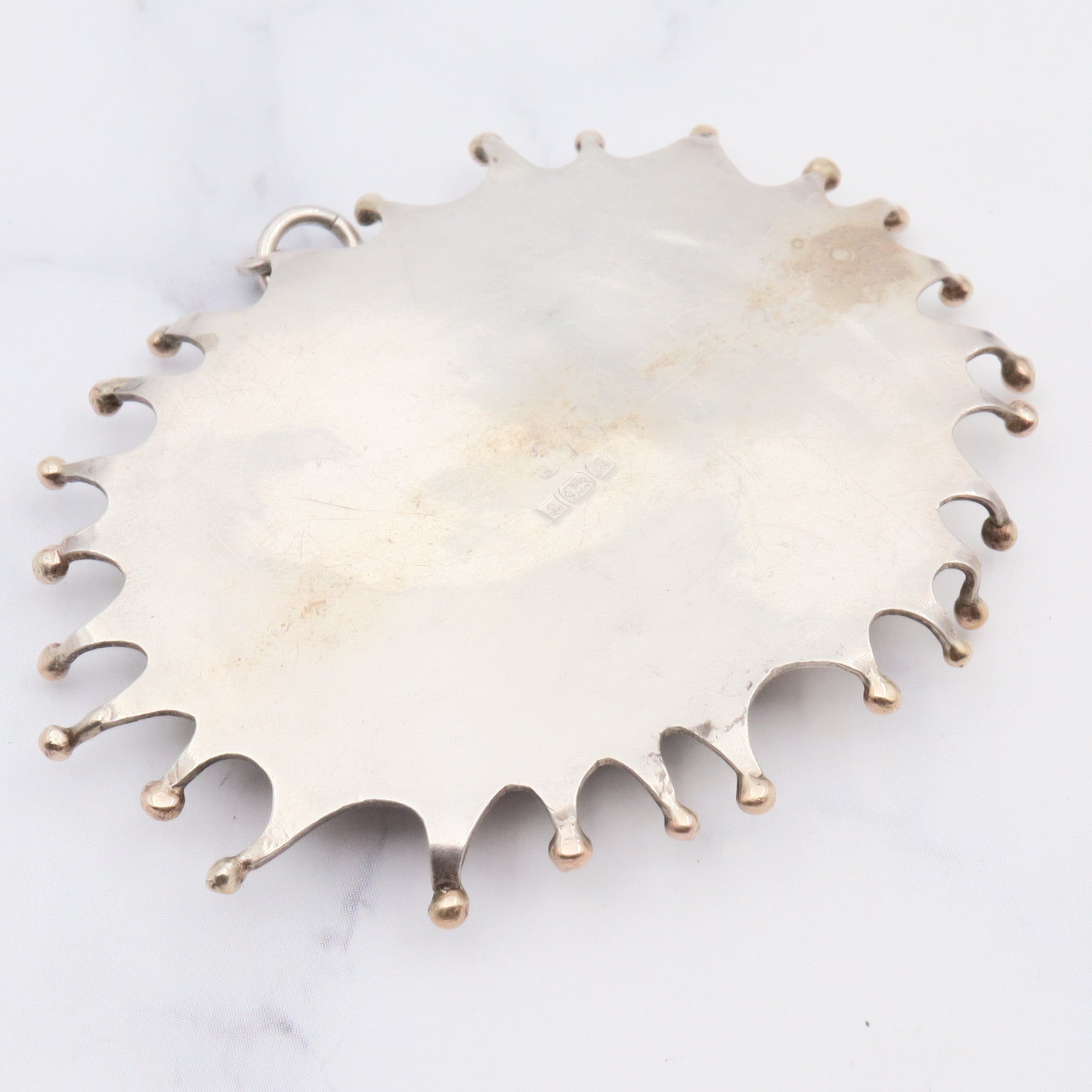 Vintage 1975 English brutalist sterling silver moss agate gilt accent pendant