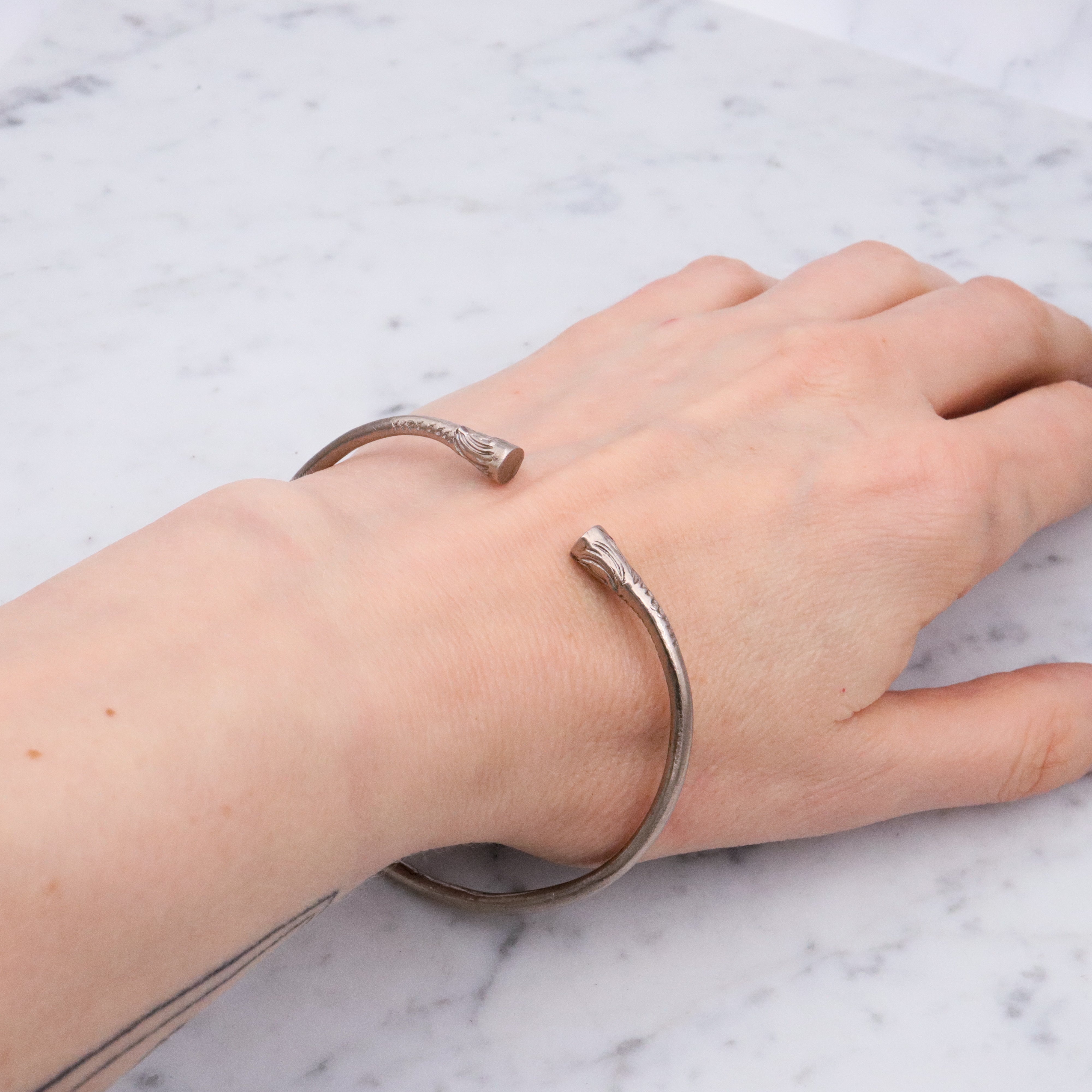 Simple vintage hill tribe sterling open bangle