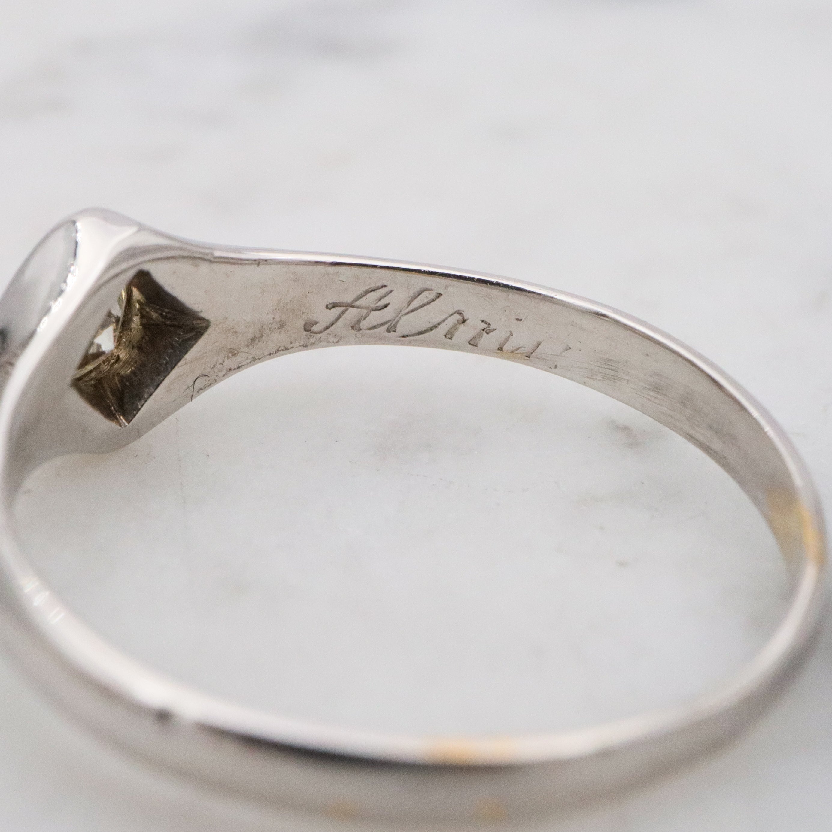 Antique Art Deco 18k white gold .25ct diamond solitaire ring, size 6.75