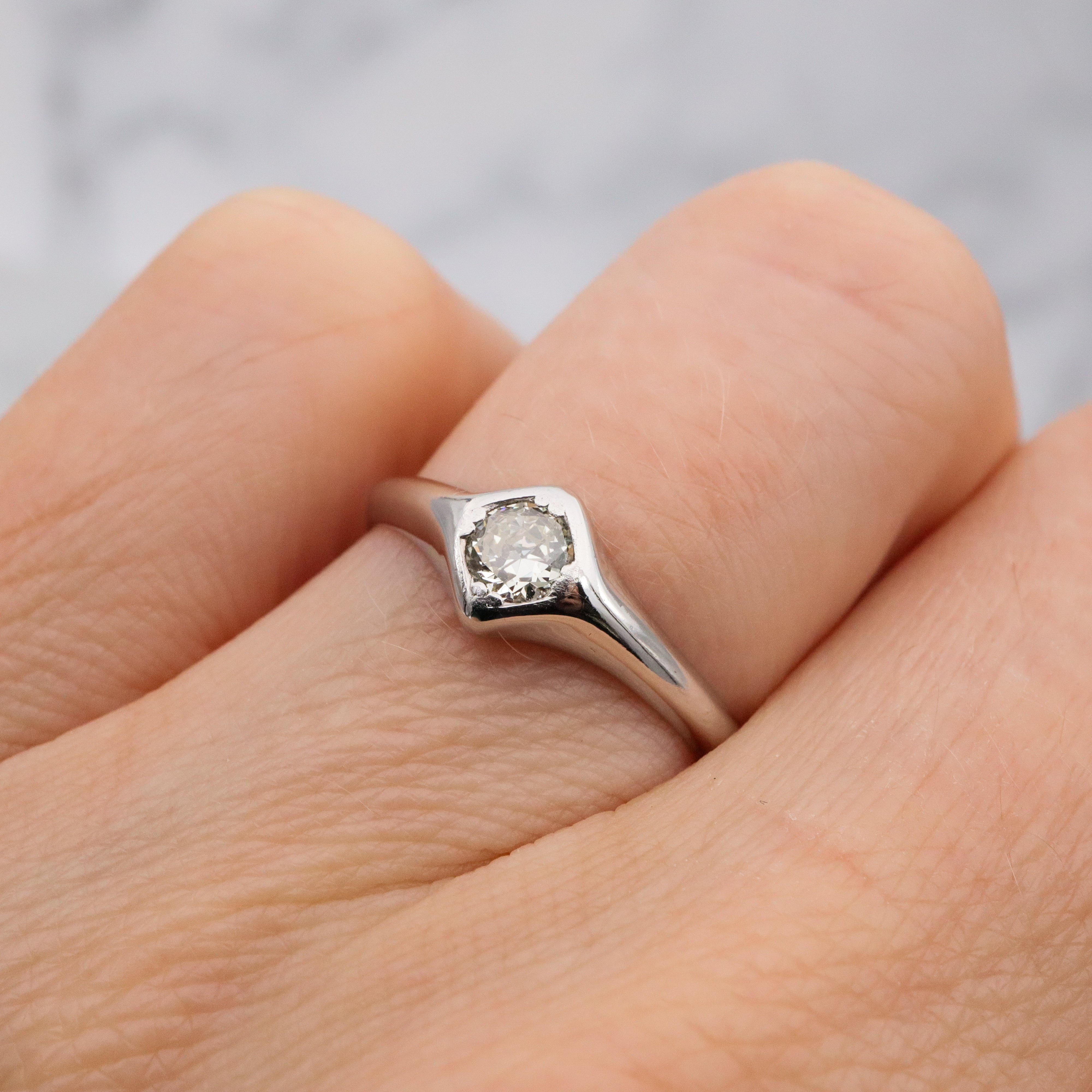 Antique Art Deco 18k white gold .25ct diamond solitaire ring, size 6.75