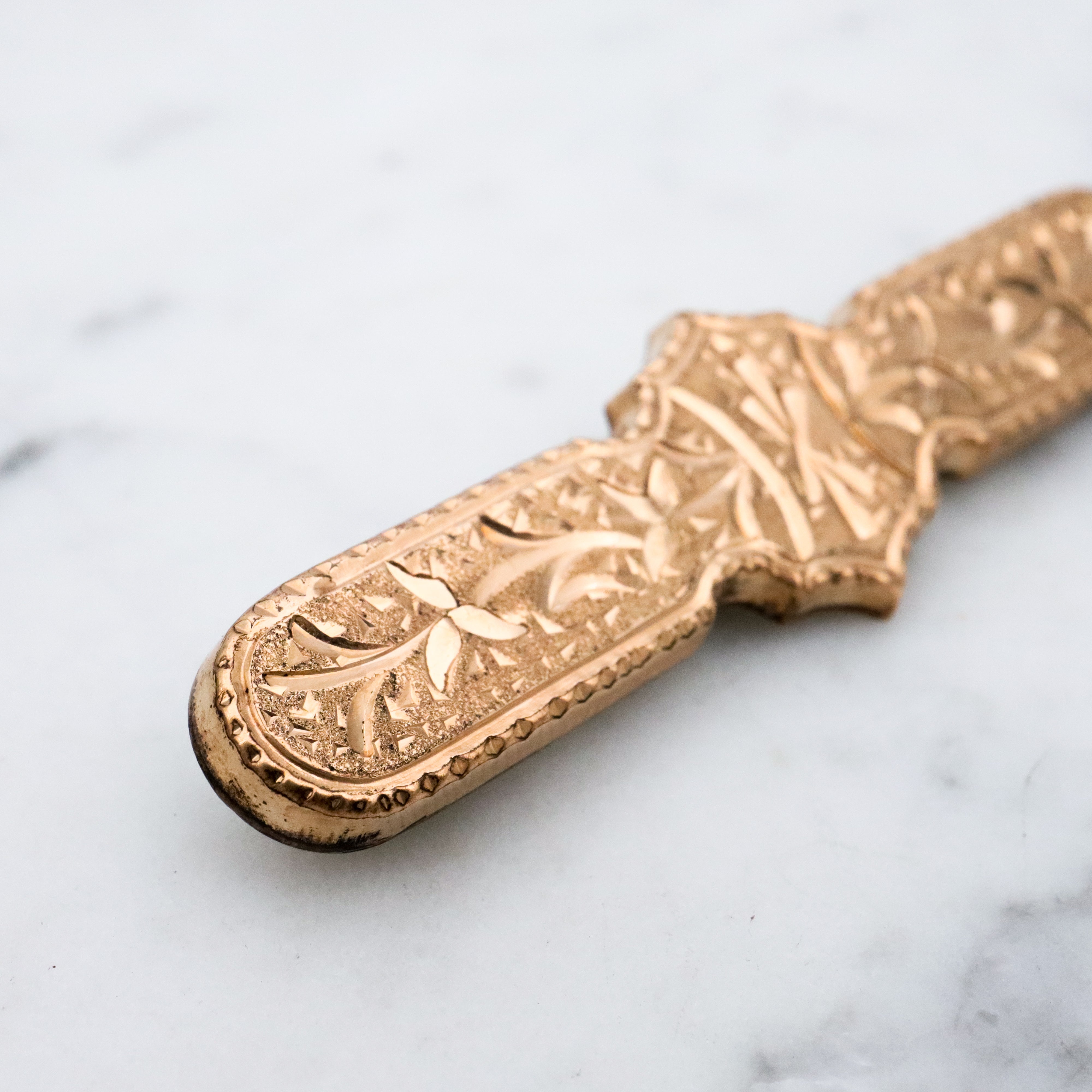Antique Victorian gold filled leaf etched bar pin