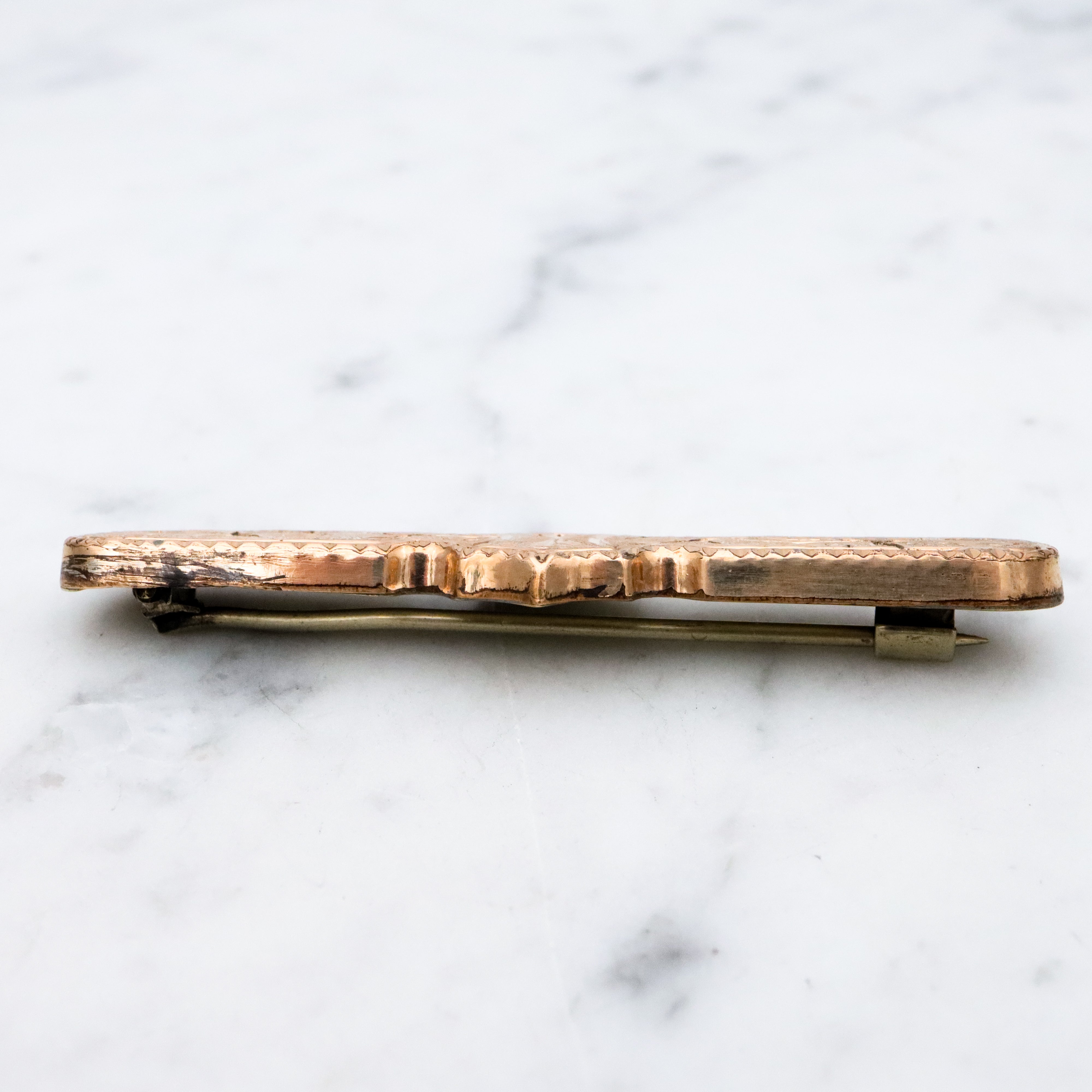 Antique Victorian gold filled leaf etched bar pin