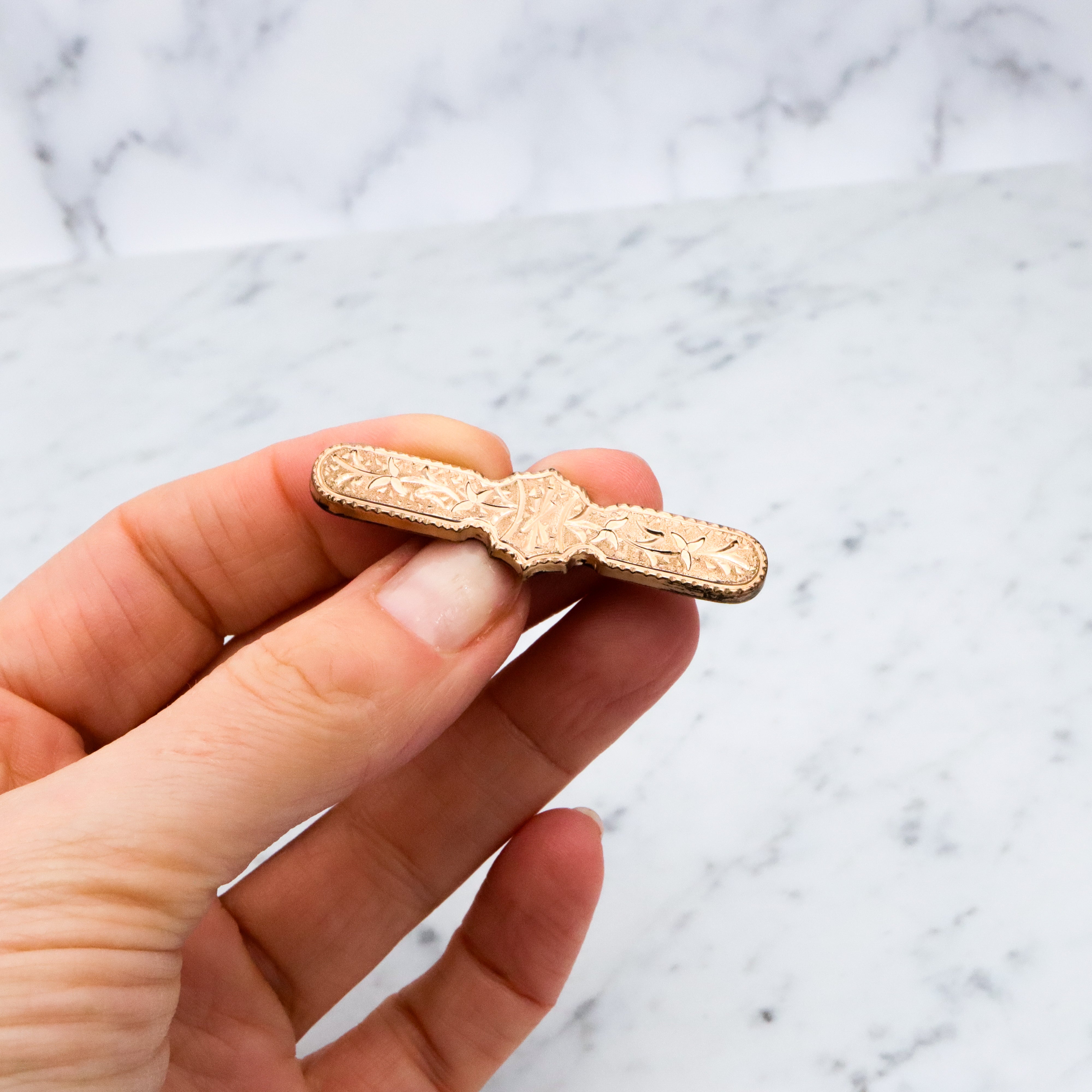 Antique Victorian gold filled leaf etched bar pin