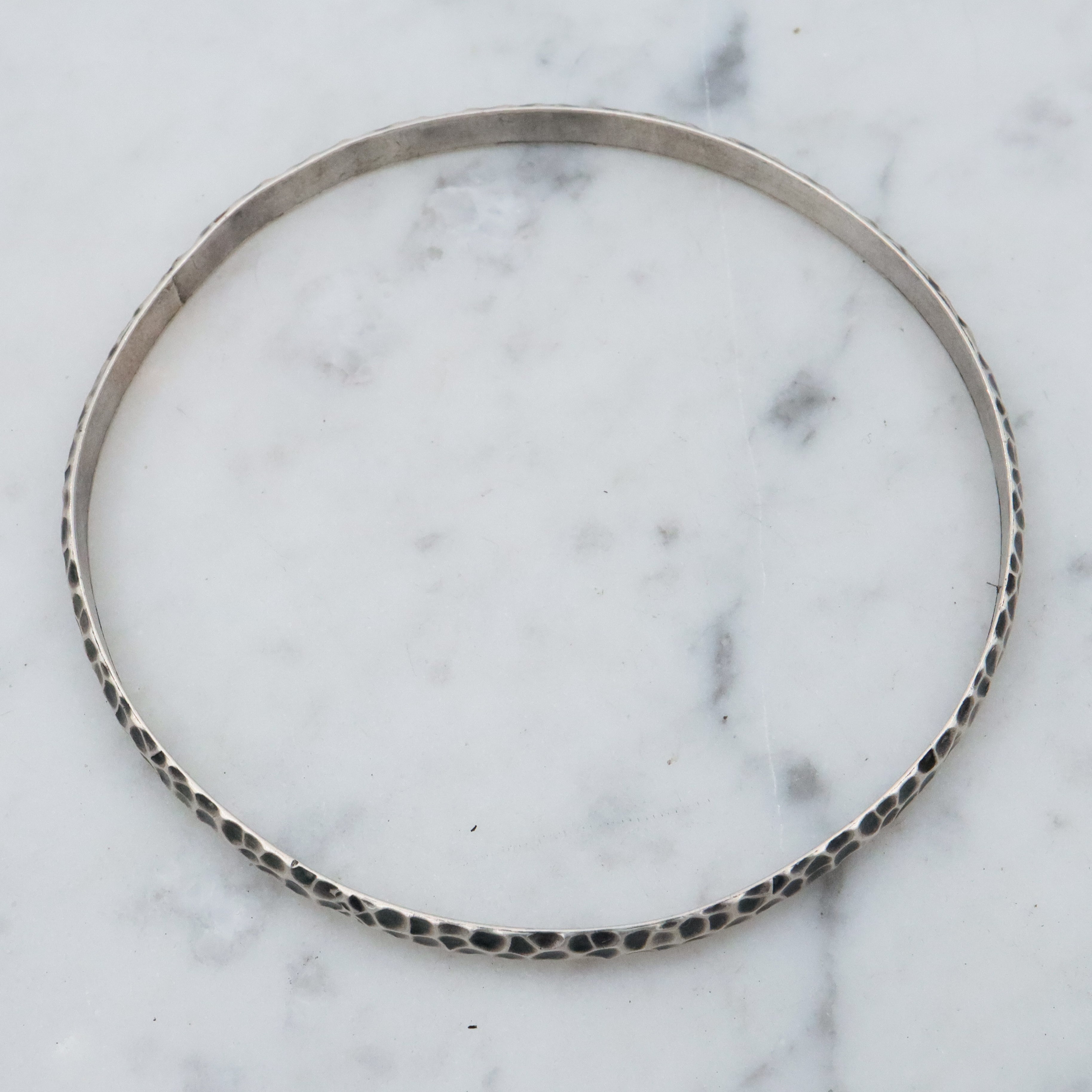 Retro sterling hammered bangle bracelet