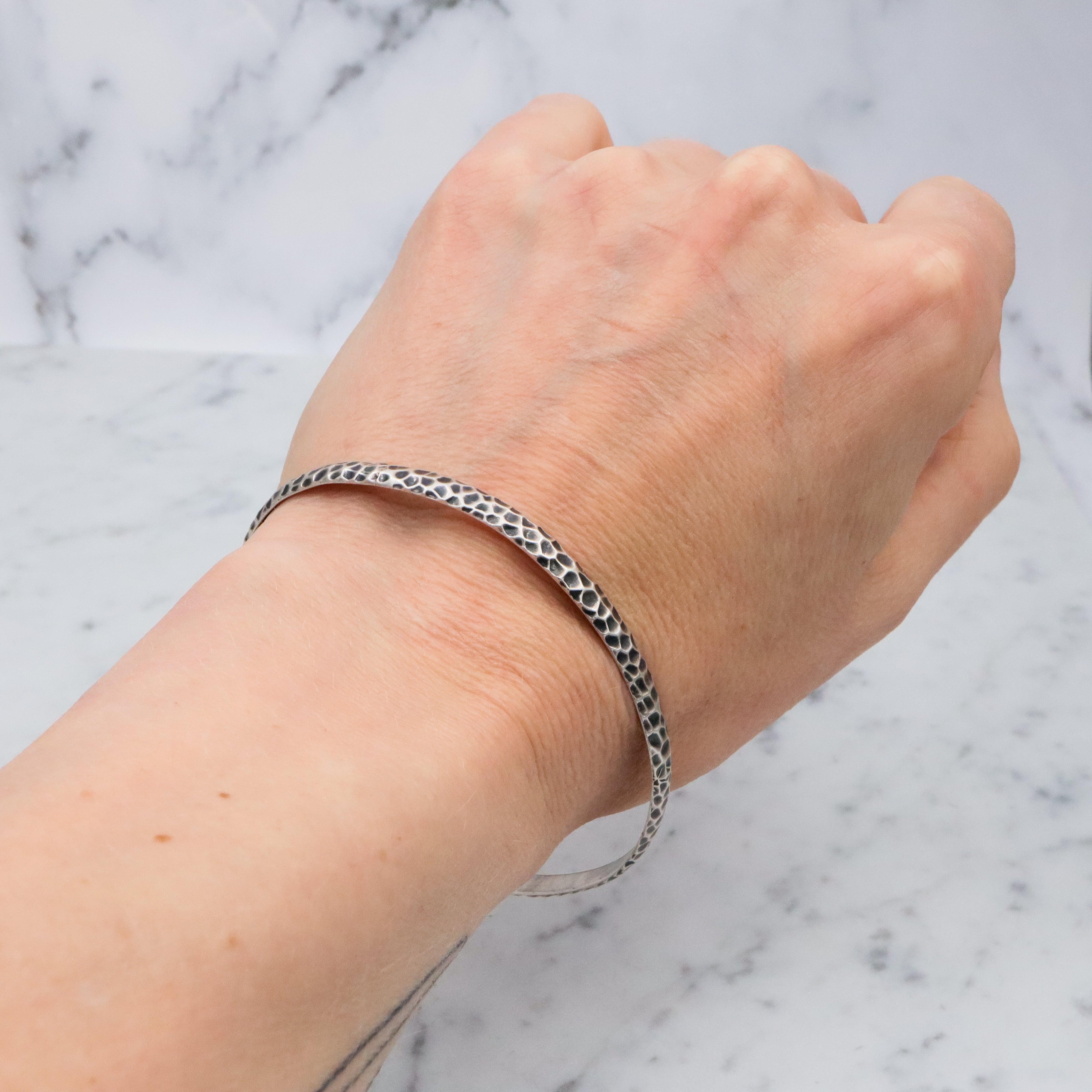 Retro sterling hammered bangle bracelet