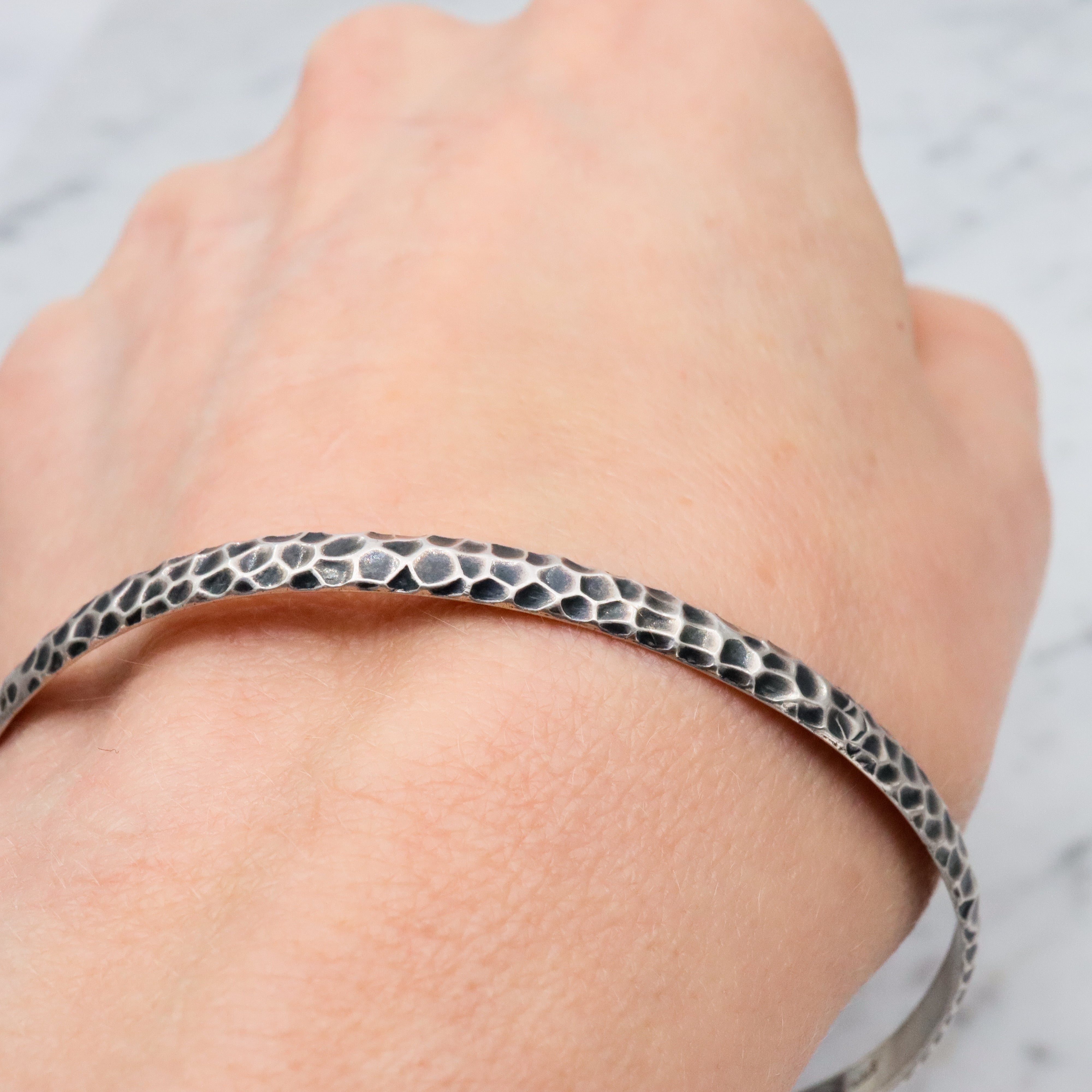 Retro sterling hammered bangle bracelet