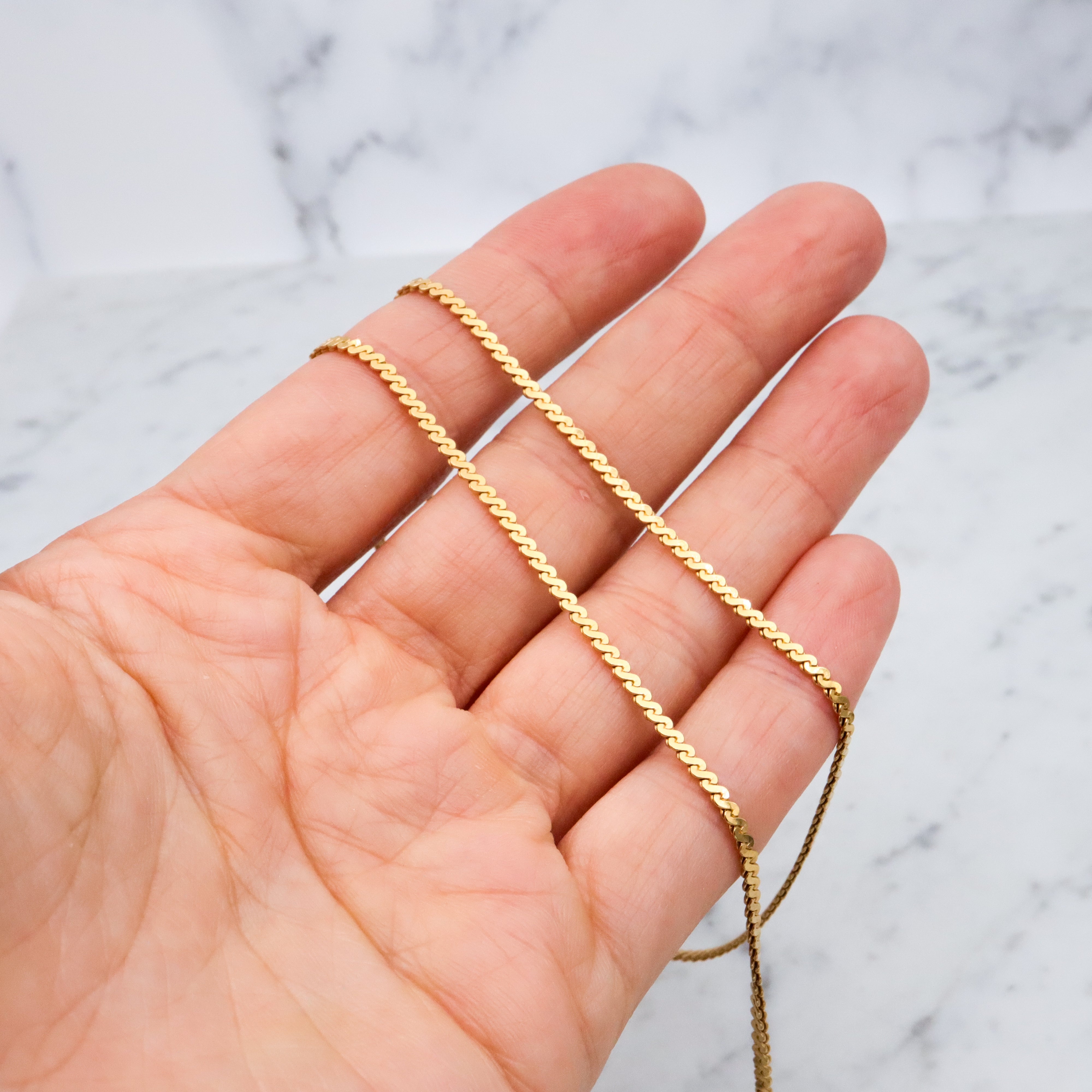 Mid Century UNOAERRE 18k serpentine chain 20"