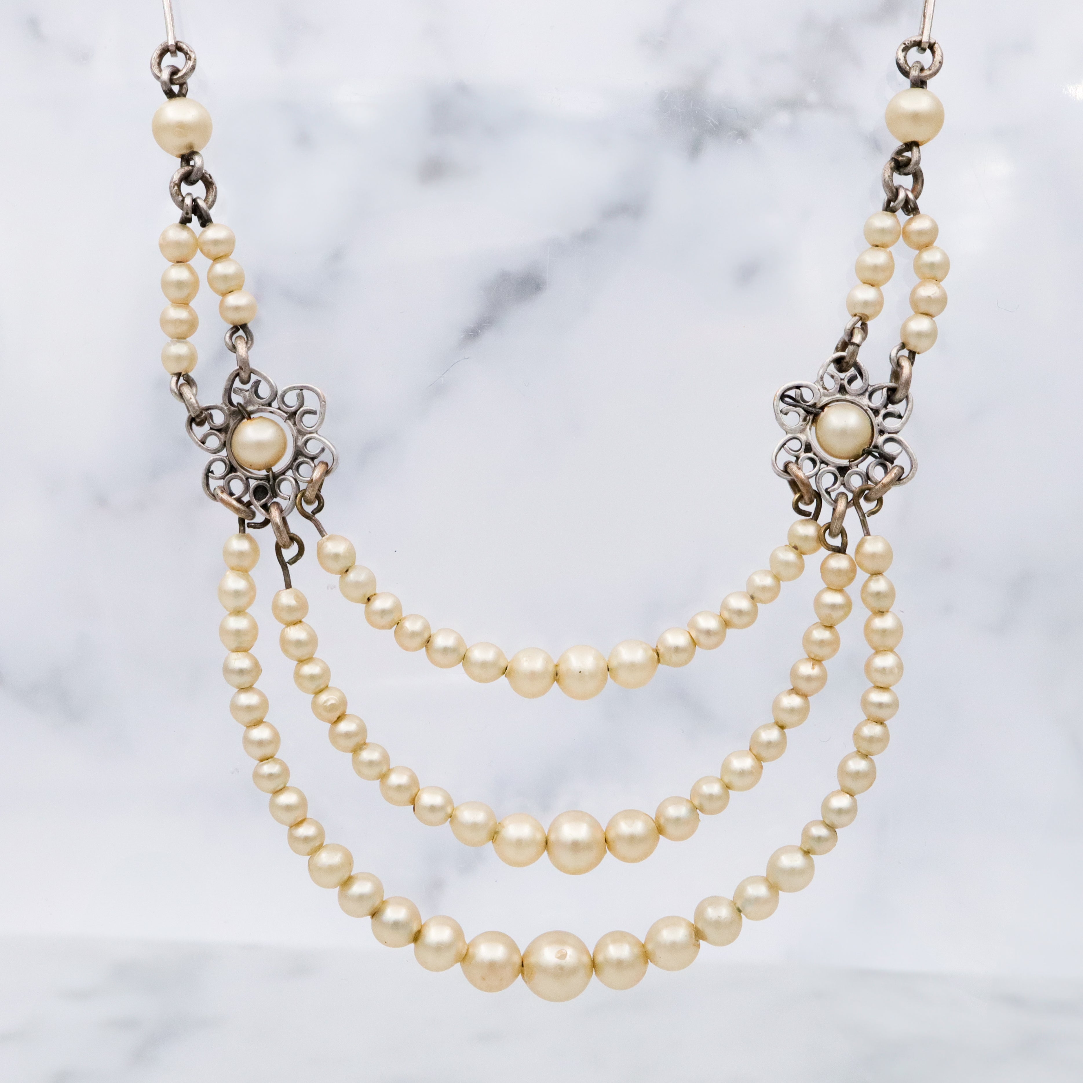 Antique Art Deco faux pearl chandelier silver tone necklace