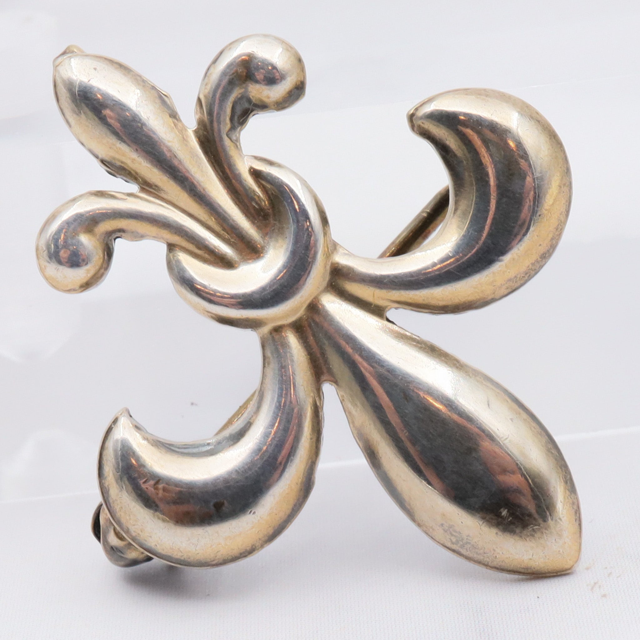 Antique victorian sterling fluer de lis watch clip brooch