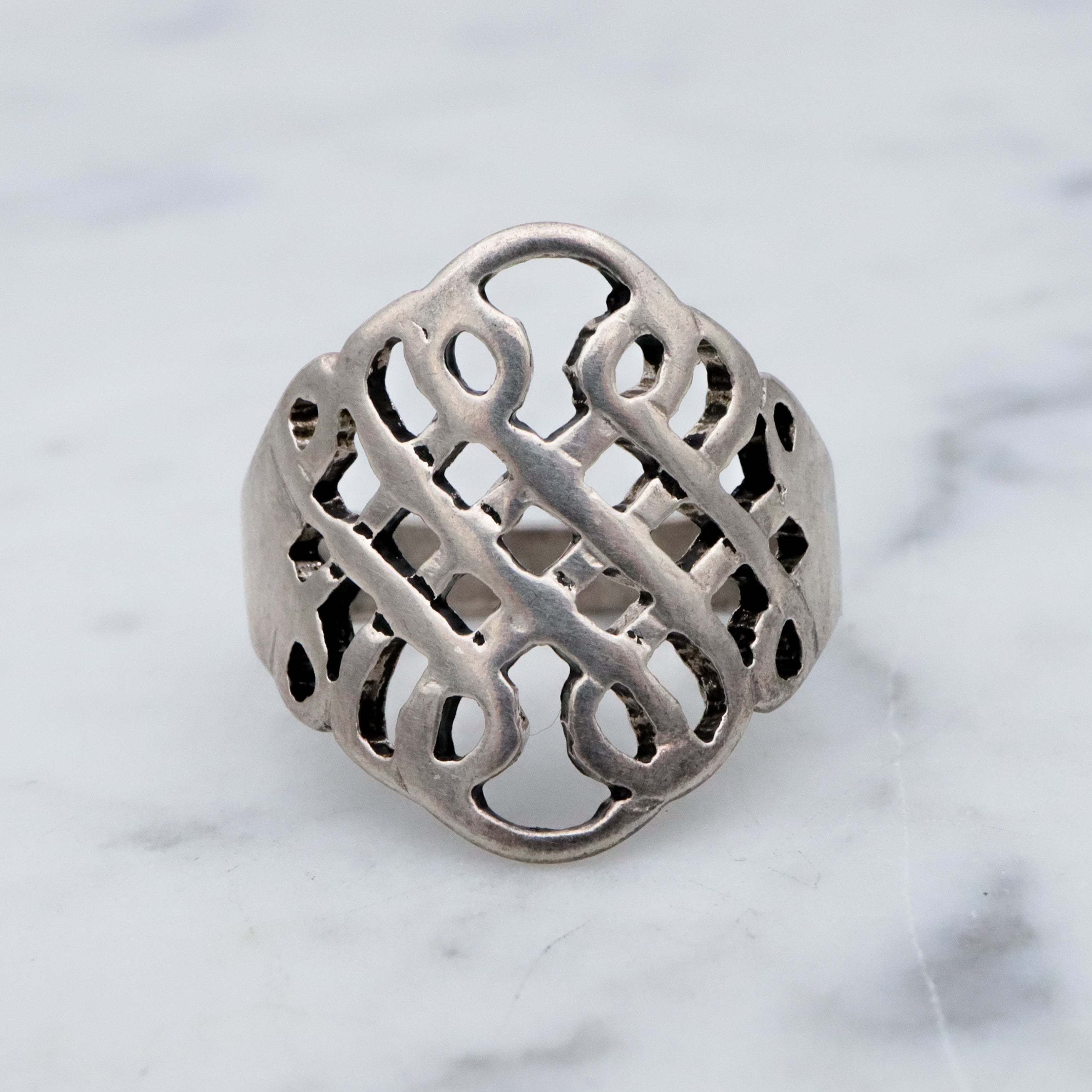 Vintage sterling celtic knot ring, sz 6.5