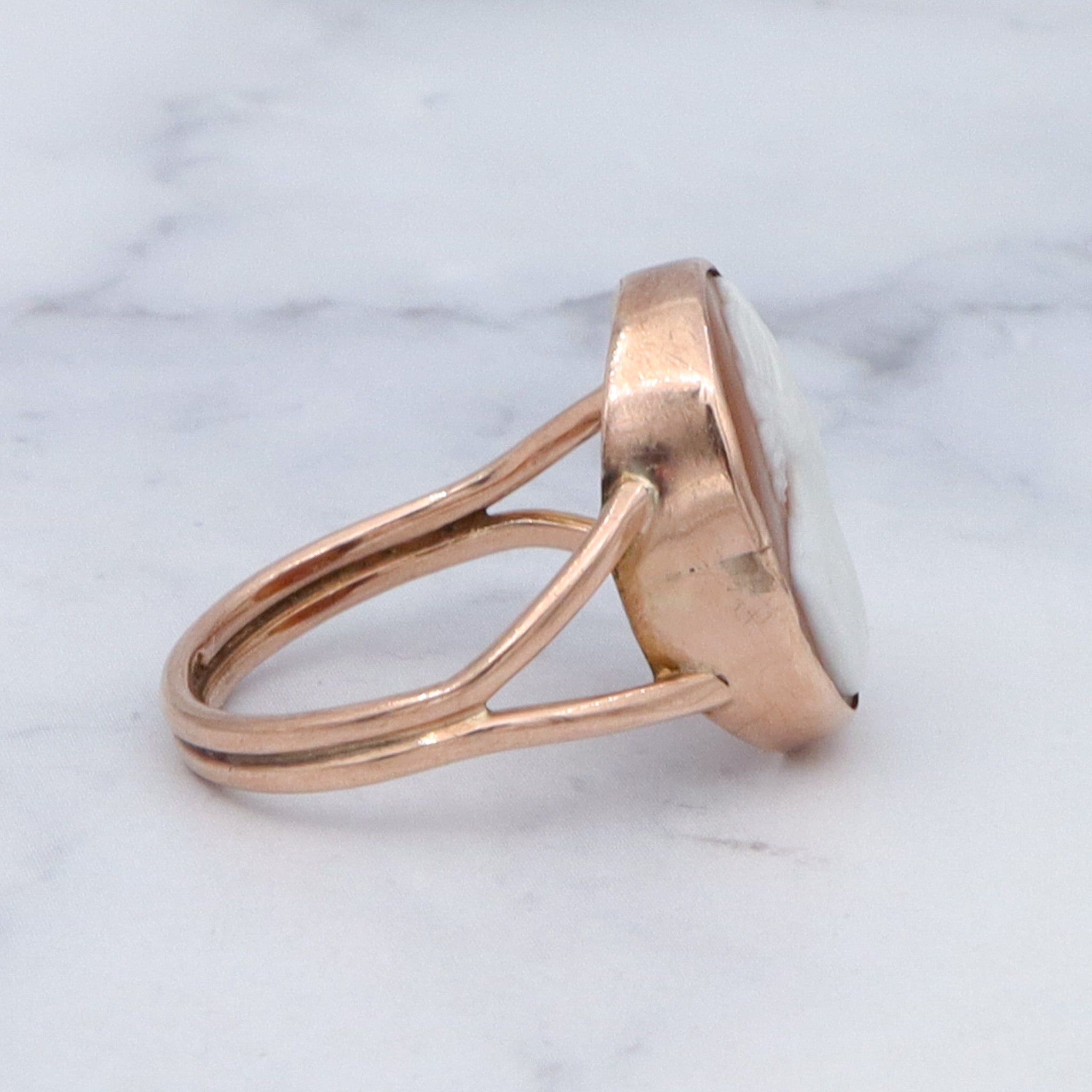 Antique Victorian 9k gold shell cameo ring, sz 6.75