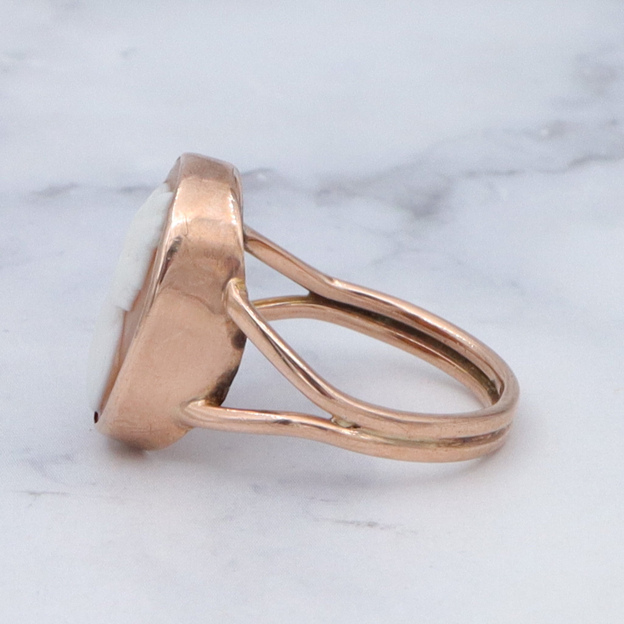 Antique Victorian 9k gold shell cameo ring, sz 6.75