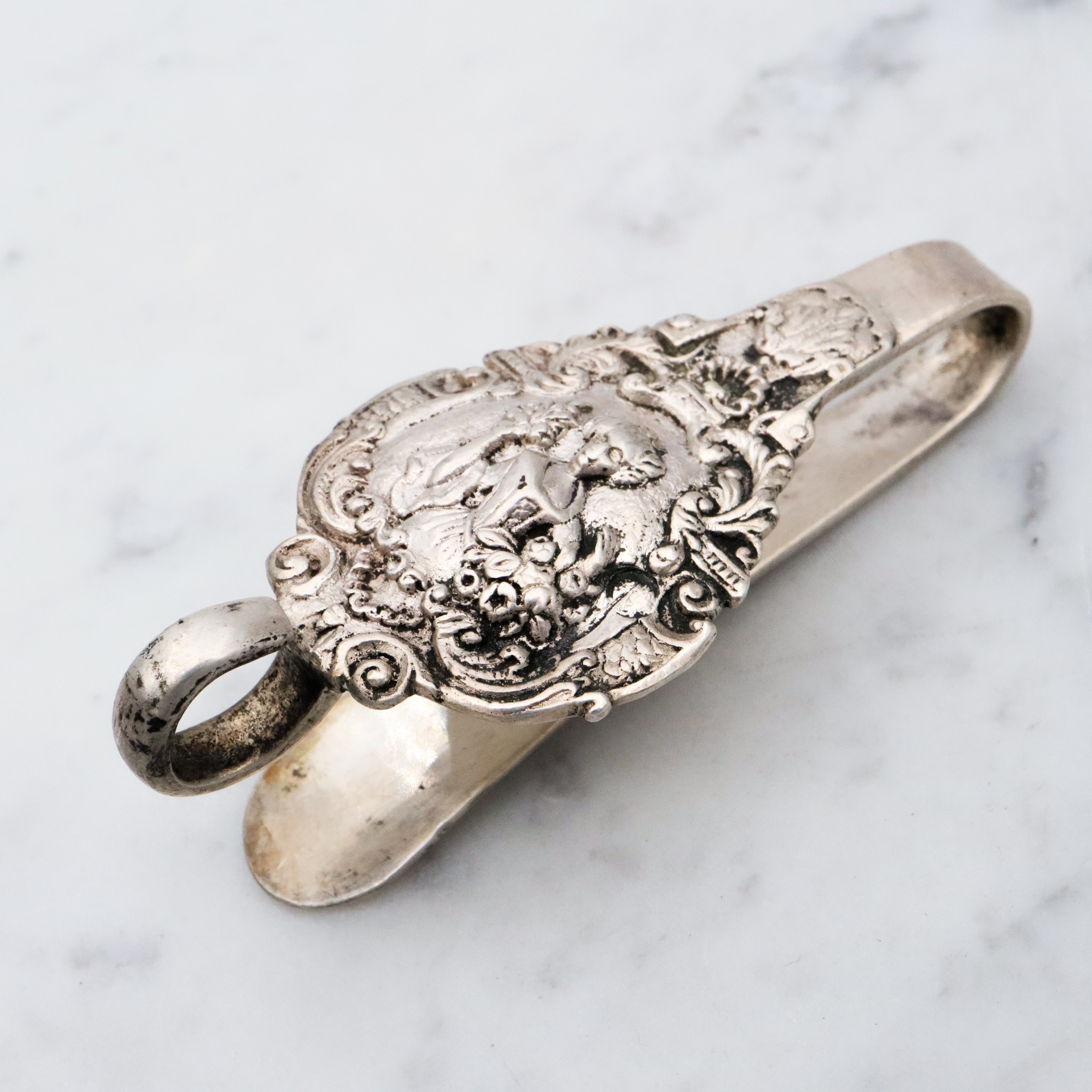 Antique 1853 Dutch silver chatelaine clip