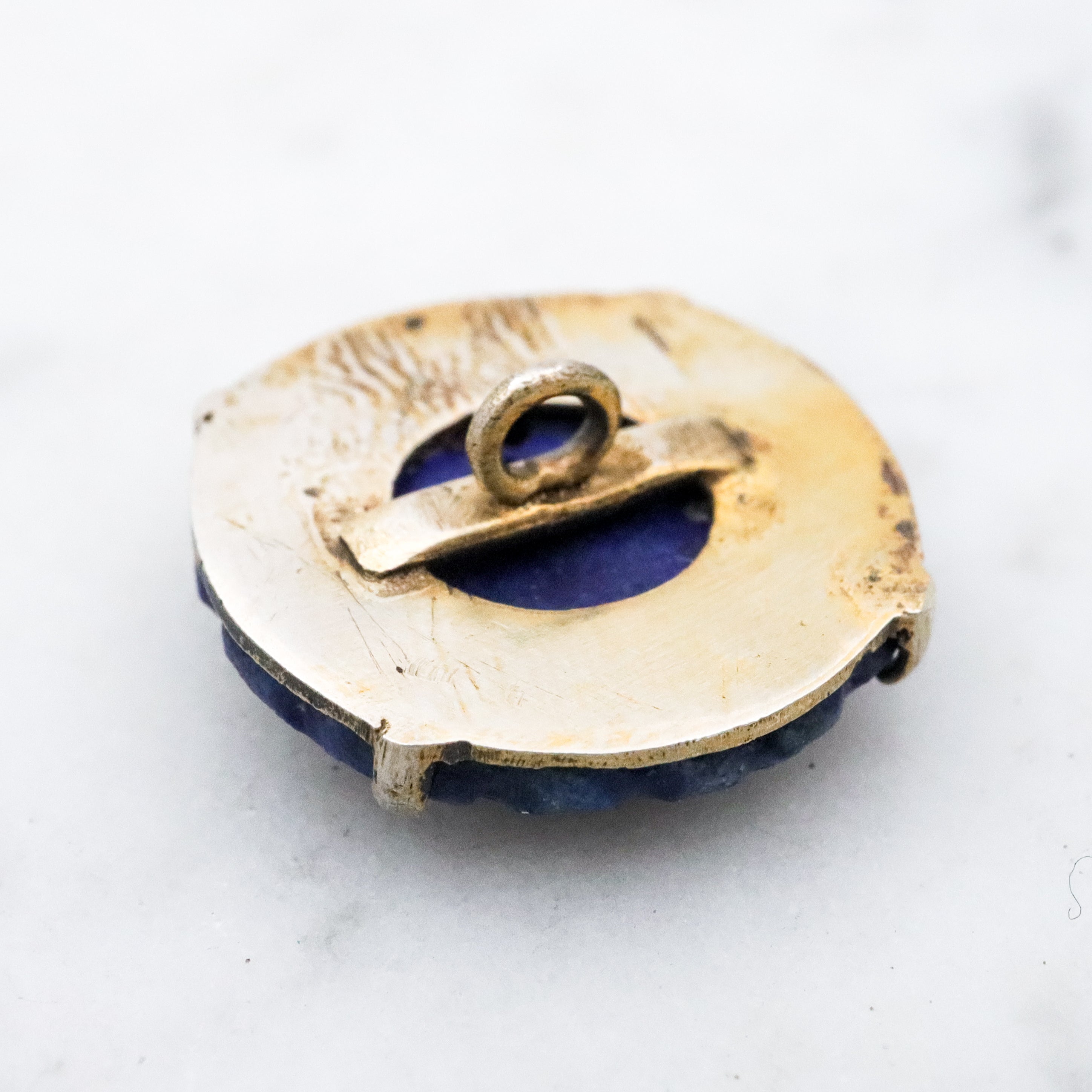 Antique Art Deco Chinese carved lapis silver button