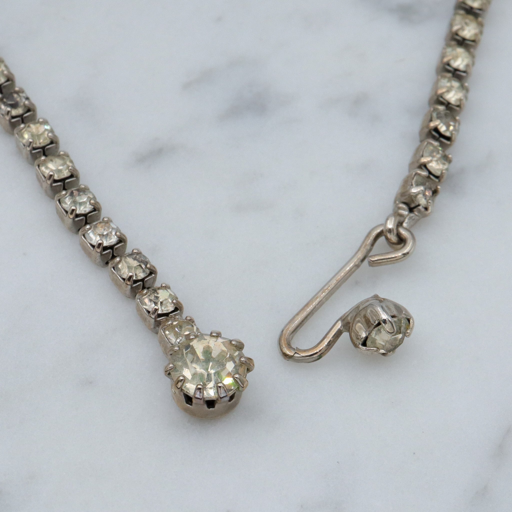 Vintage leaf drop fringe rhinestone silver tone necklace