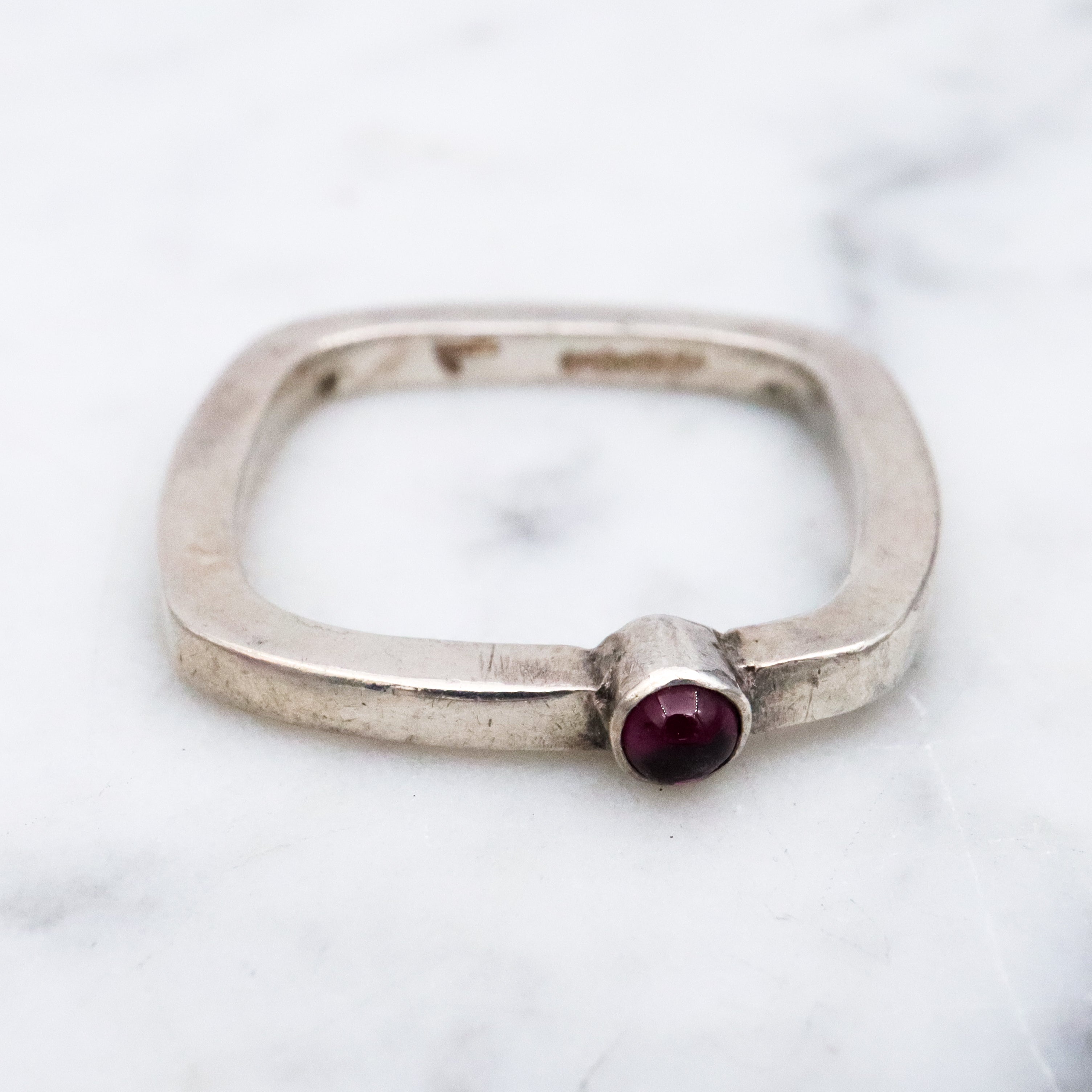 Retro minimalist sterling purple glass solitaire square ring, size 9