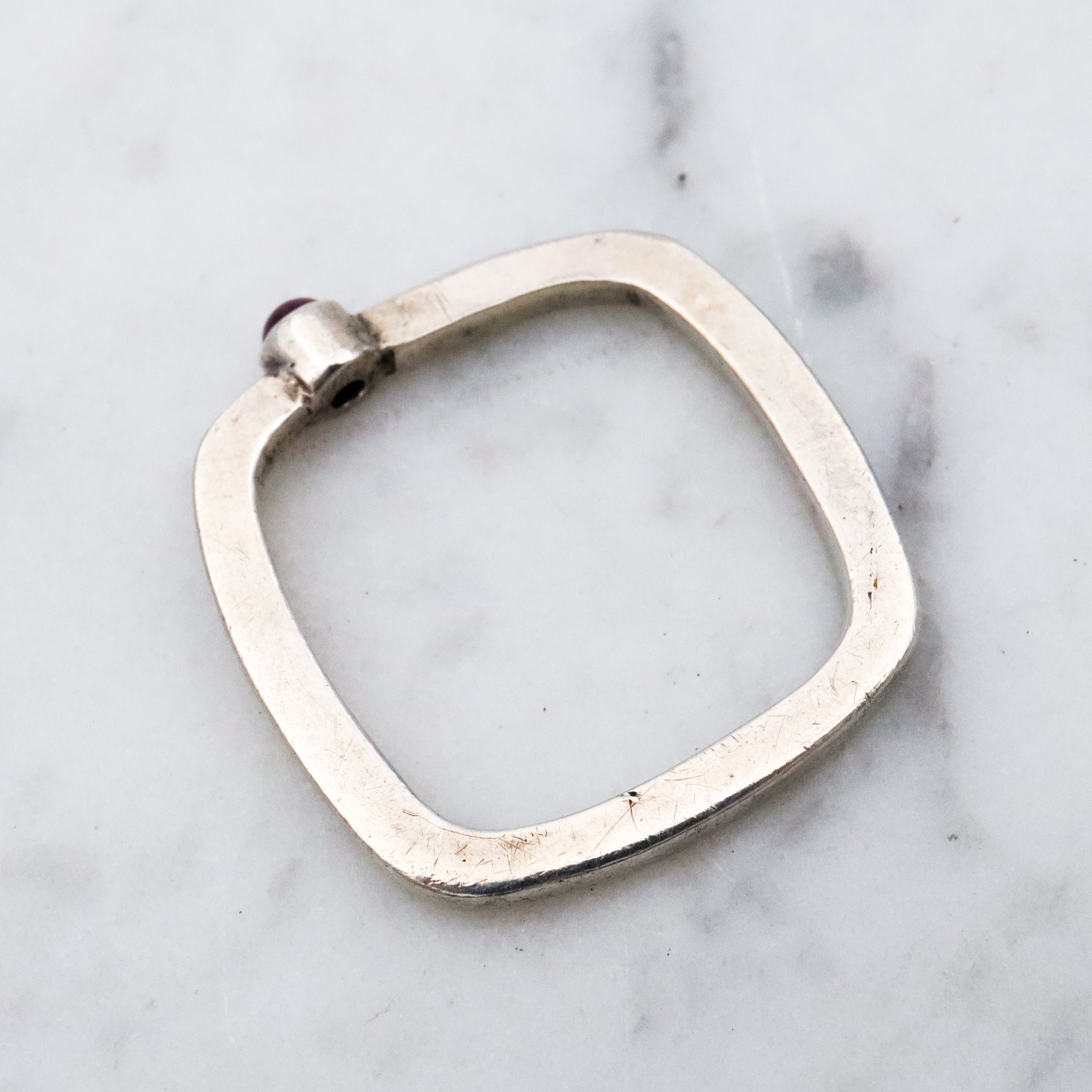 Retro minimalist sterling purple glass solitaire square ring, size 9