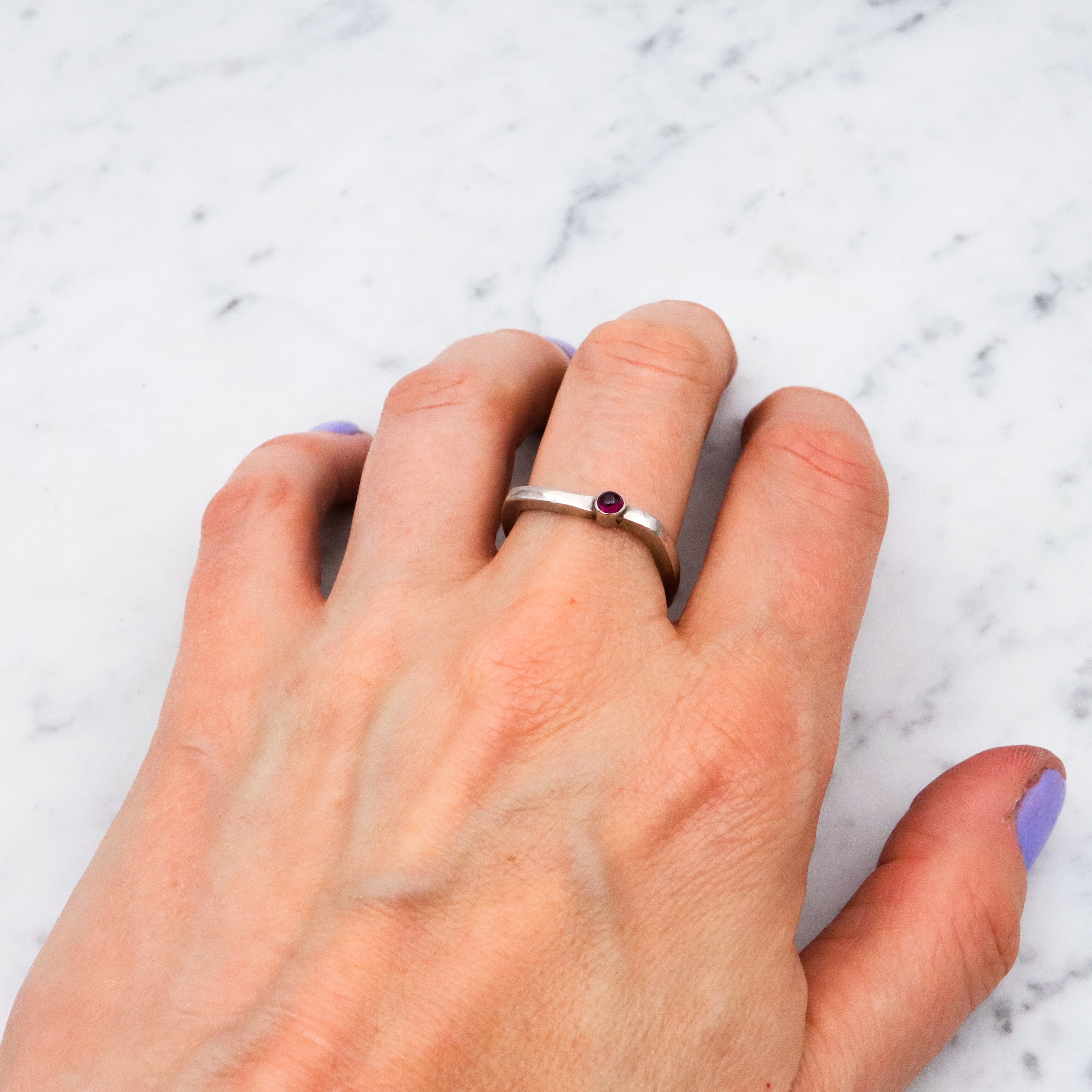 Retro minimalist sterling purple glass solitaire square ring, size 9