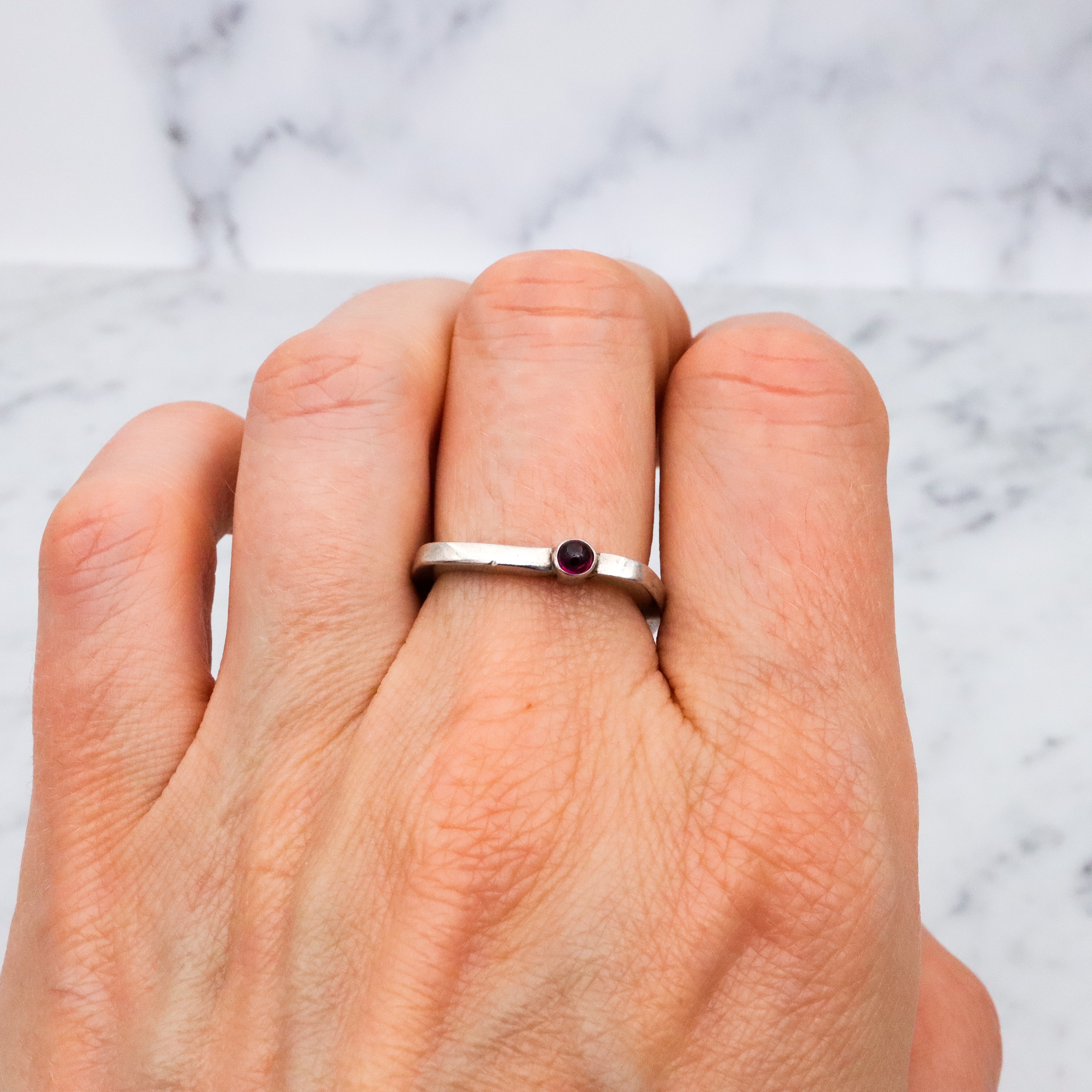 Retro minimalist sterling purple glass solitaire square ring, size 9