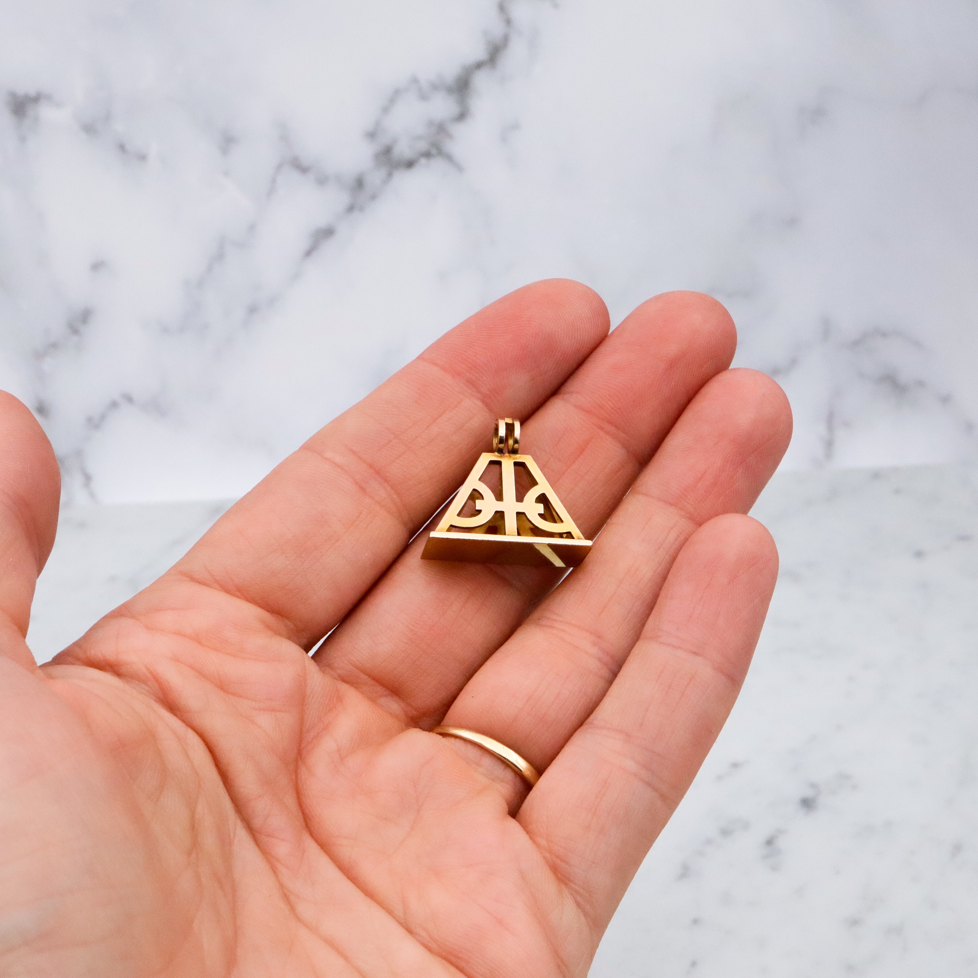 Antique Victorian 10k gold geometric cutout fob pendant