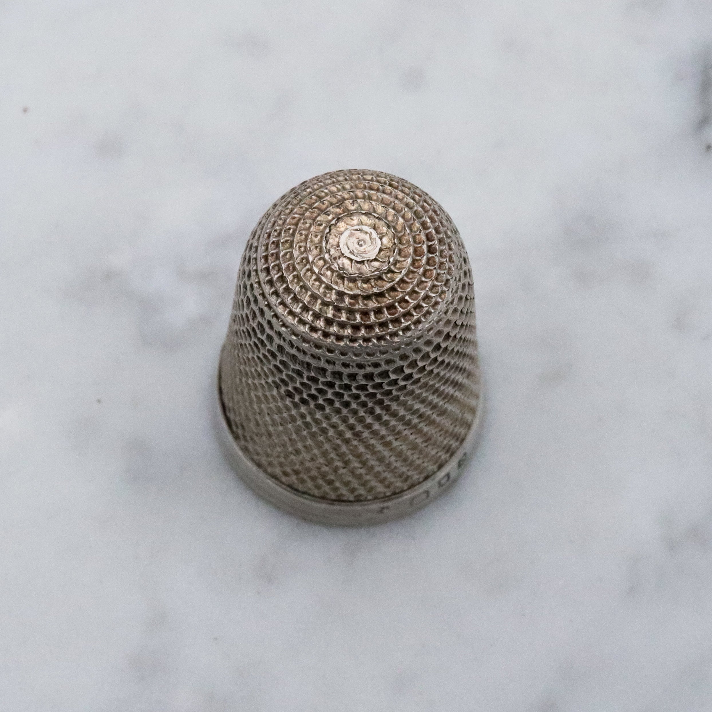 Antique 1919 London sterling thimble size 5.25