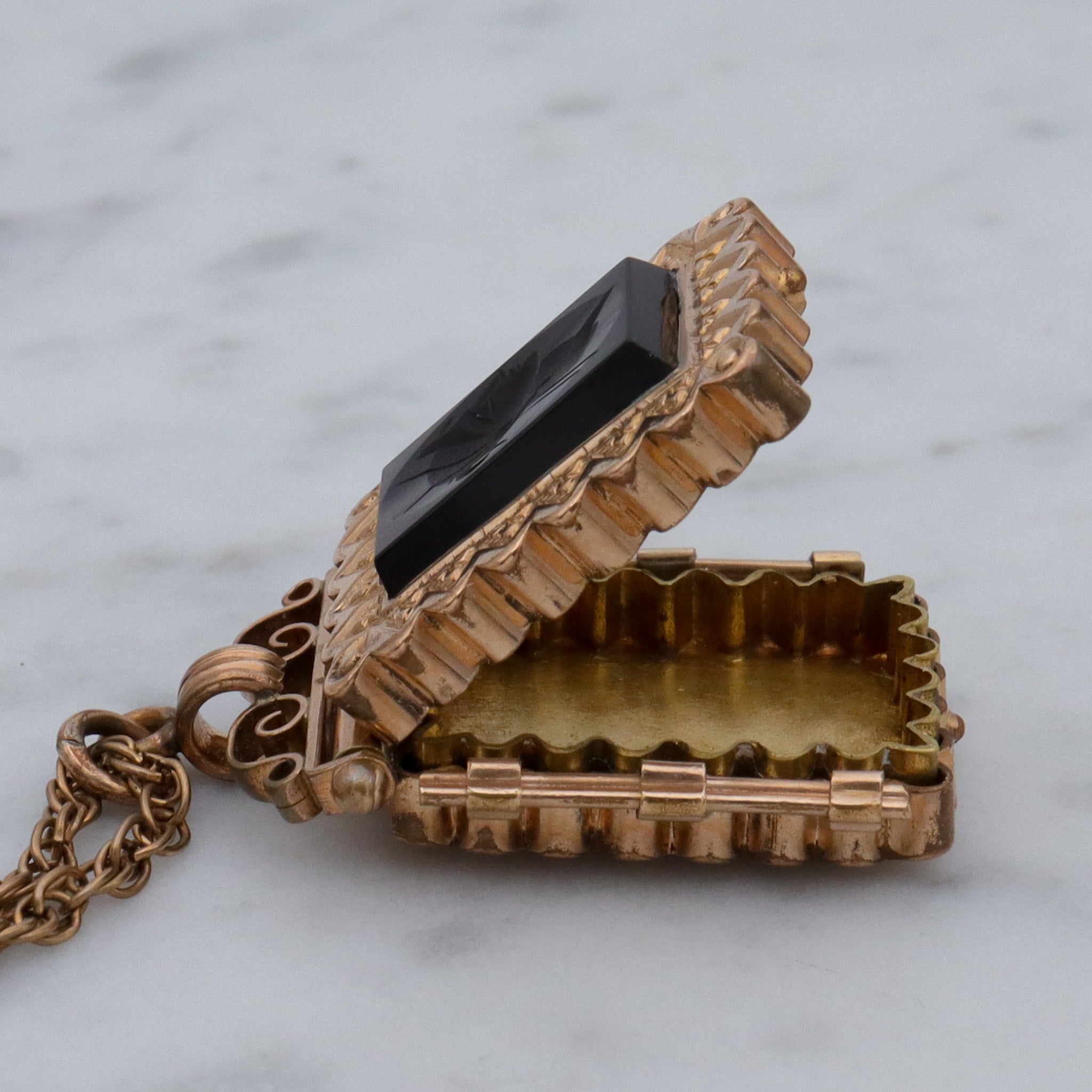 Antique Victorian gold filled, double sided intaglio locket necklace