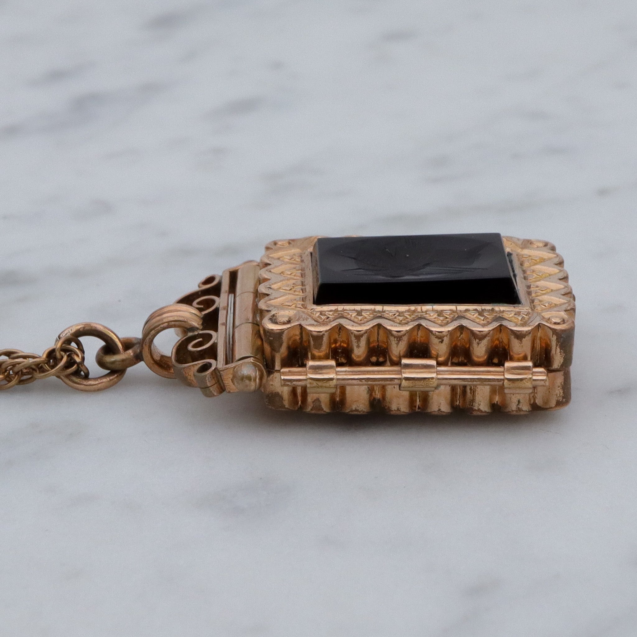 Antique Victorian gold filled, double sided intaglio locket necklace