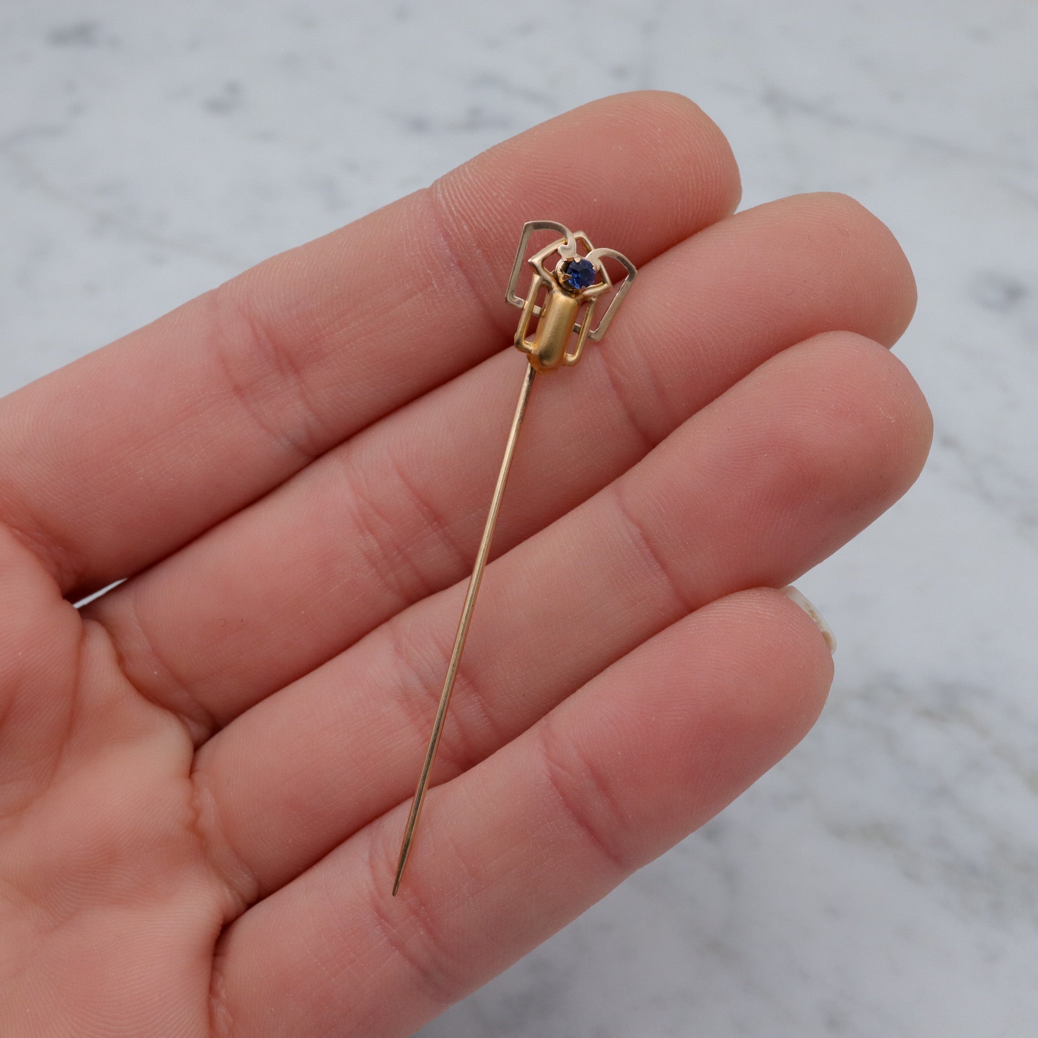 Art Deco 10k gold faux sapphire stick pin