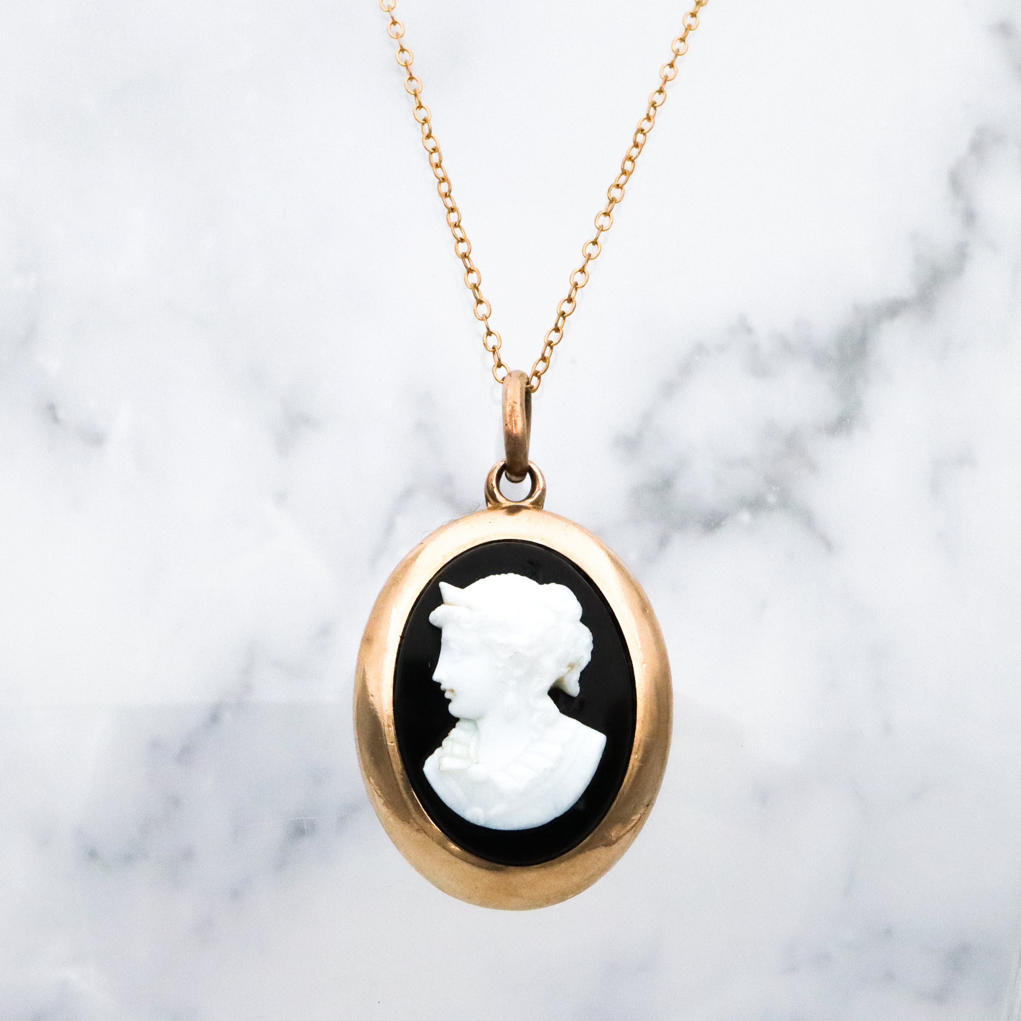 Antique Victorian rolled gold large double side cameo pendant