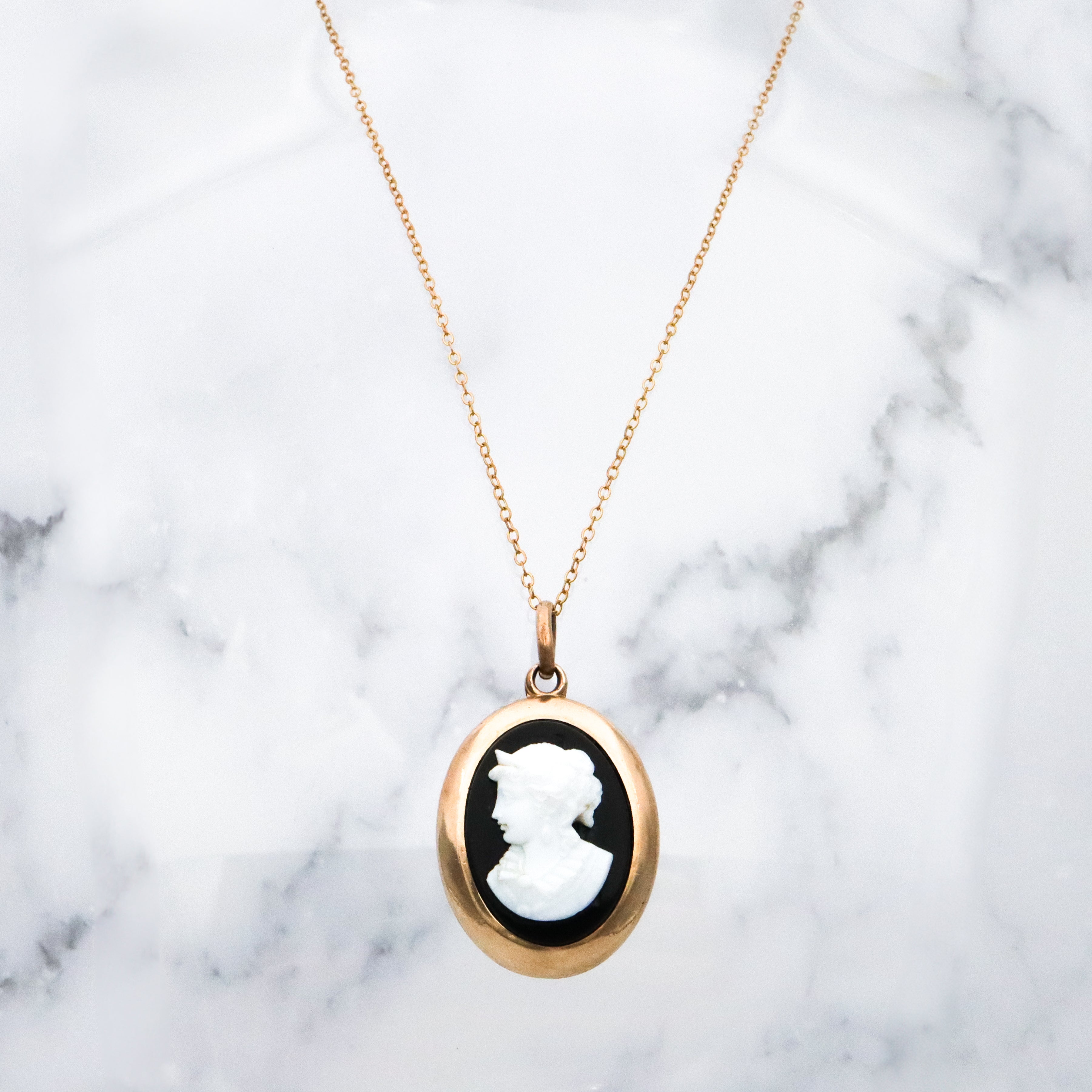 Antique Victorian rolled gold large double side cameo pendant