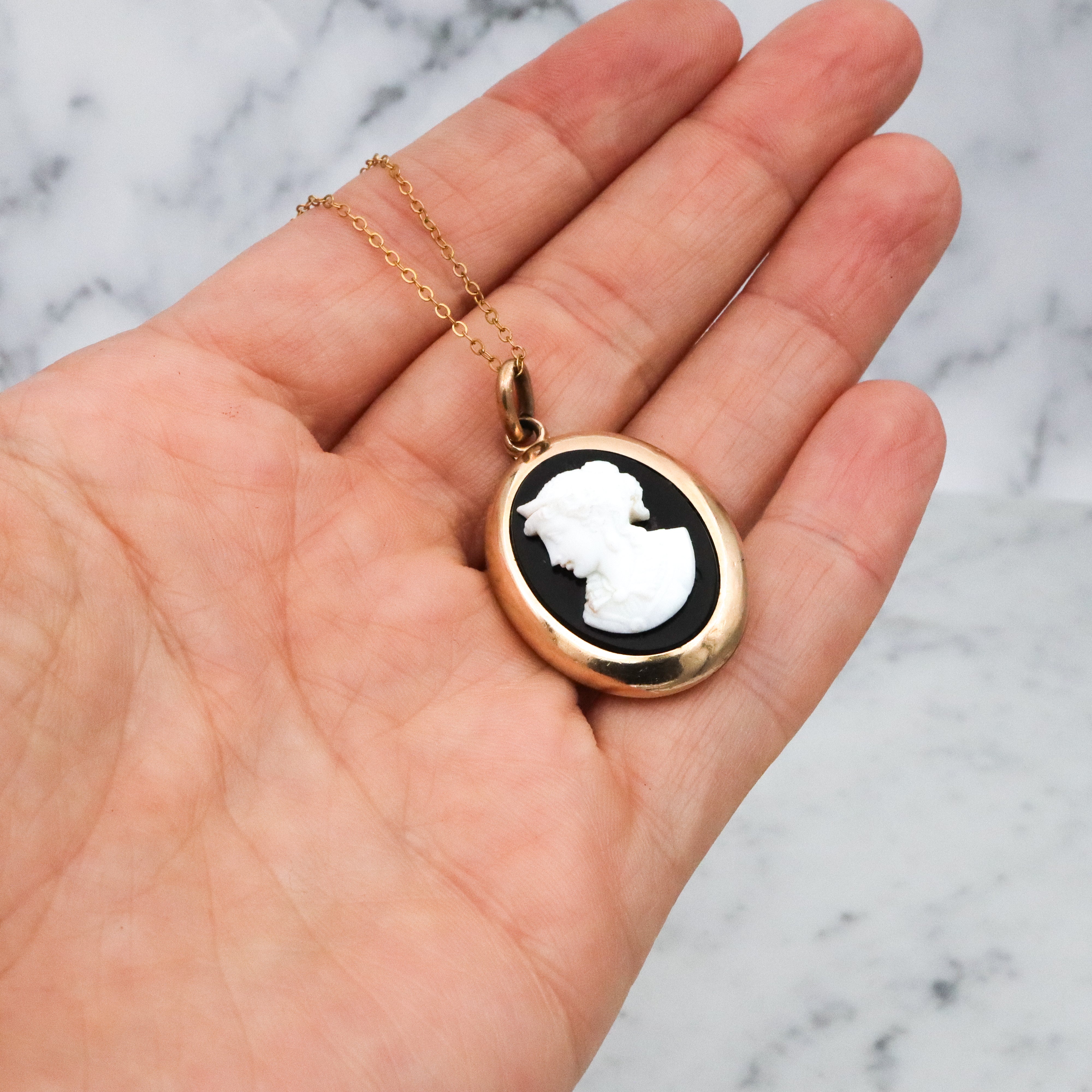 Antique Victorian rolled gold large double side cameo pendant