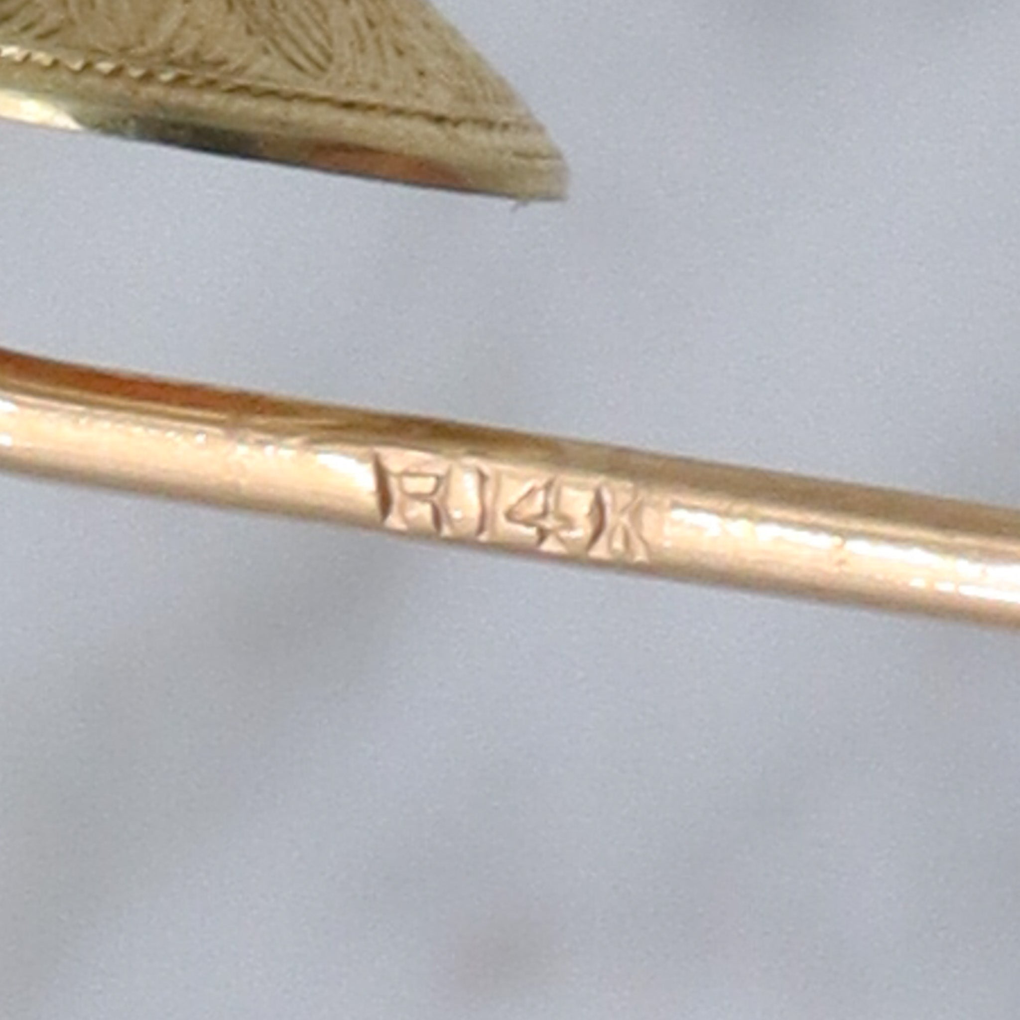 Antique Victorian 14k gold angel skin coral stick pin