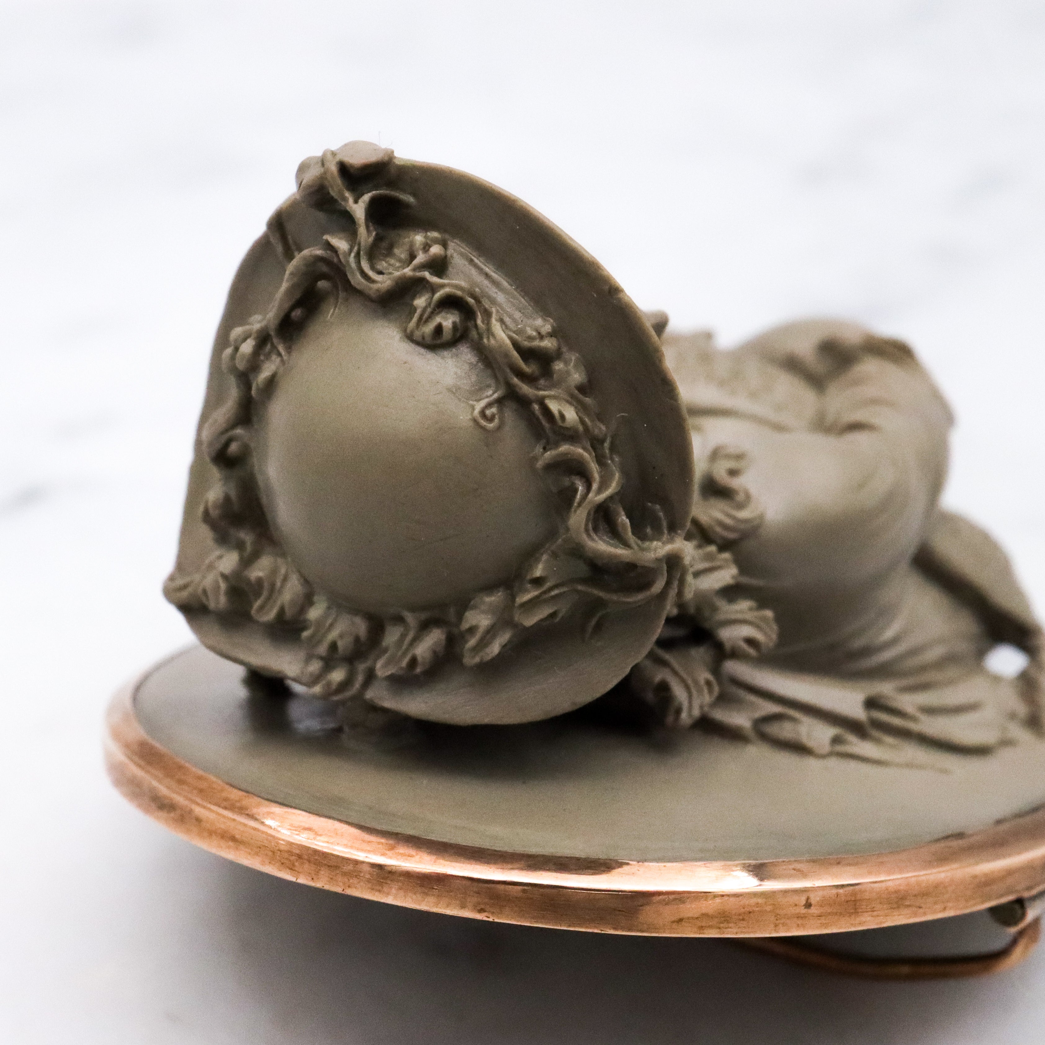 Extraordinary early Victorian high relief carved lava cameo gold filled brooch