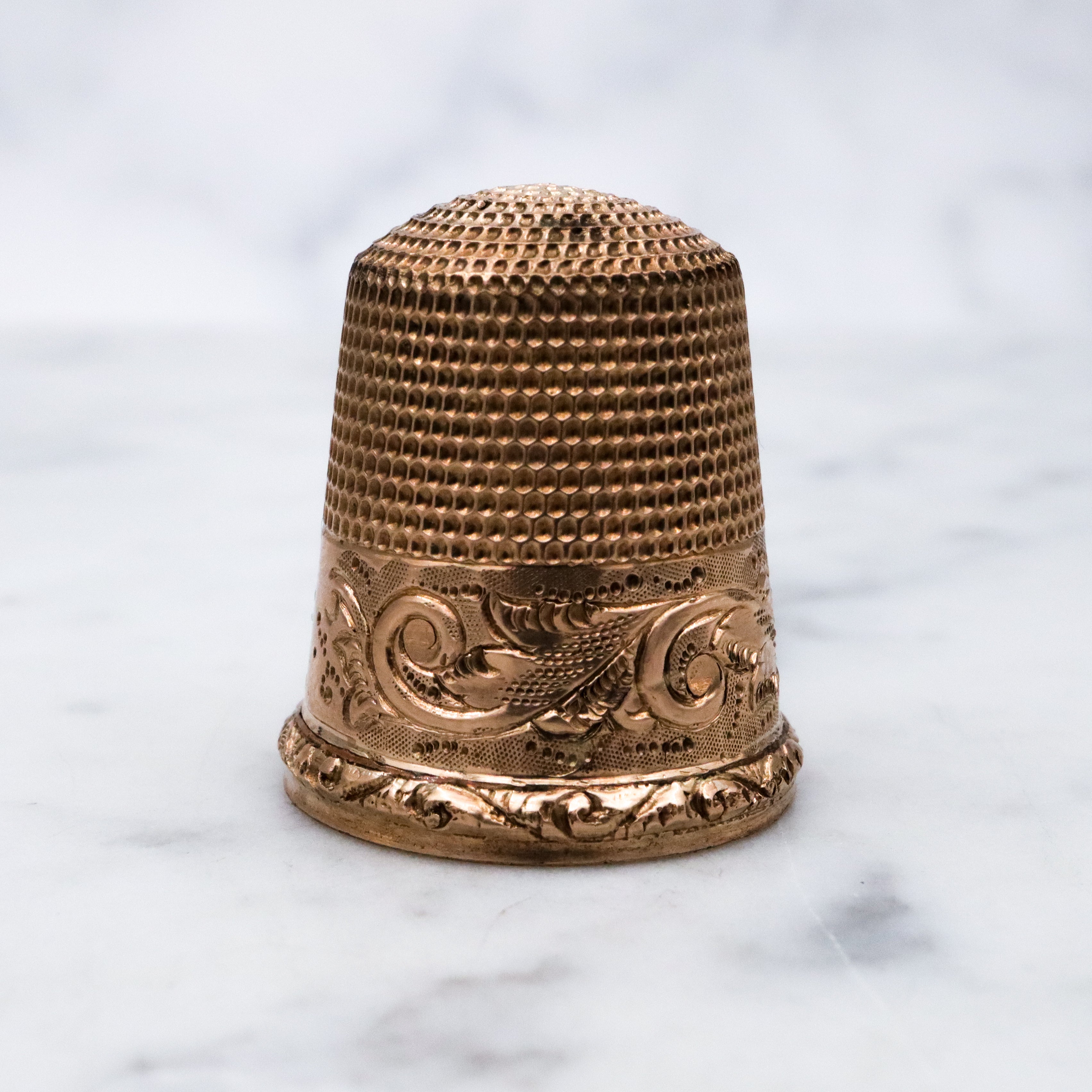 Antique Victorian Stern Bros & Co gold filled thimble, size 7.5
