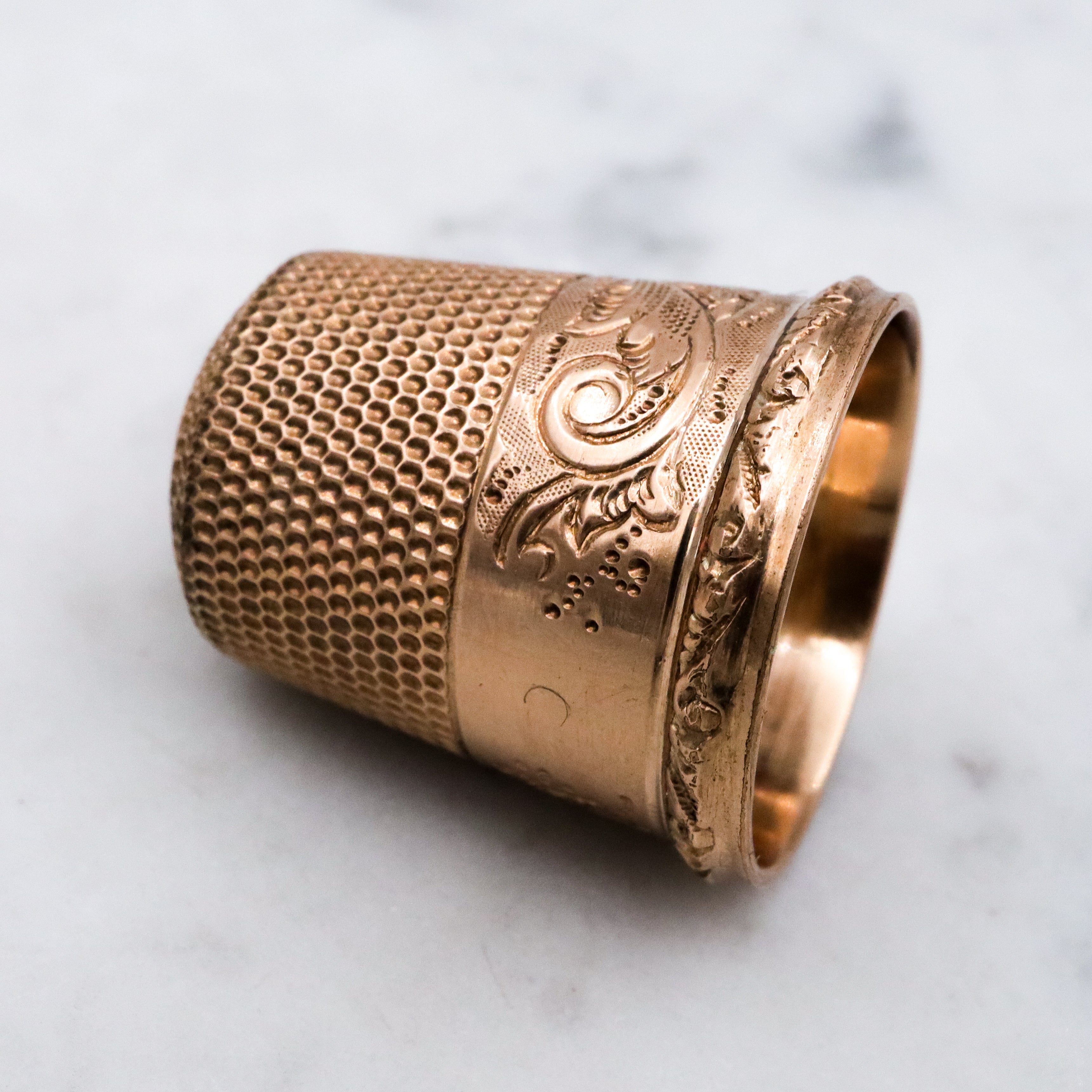 Antique Victorian Stern Bros & Co gold filled thimble, size 7.5