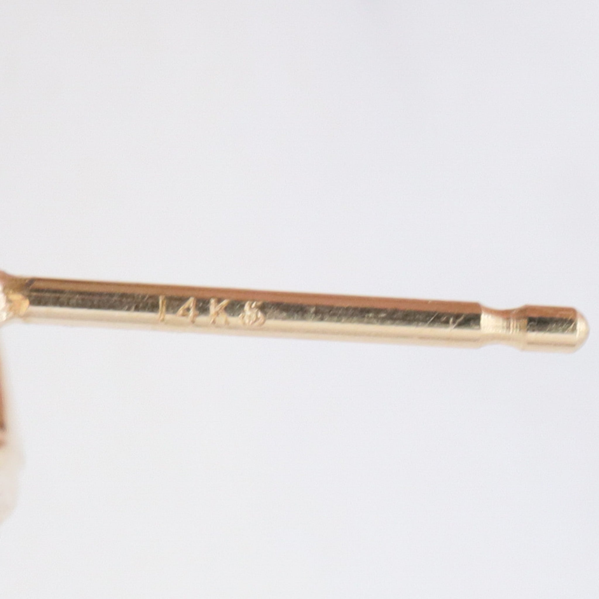 Vintage 14k gold lapis lazuli cluster post earrings